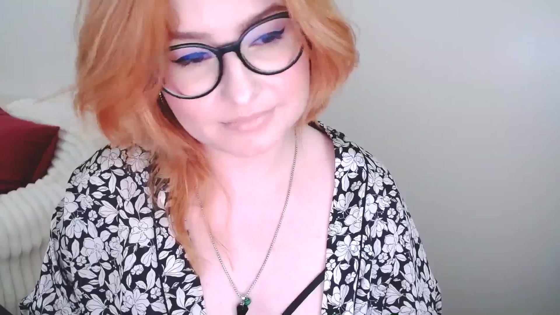 Gallery image thumbnail from EvaStar19's myfreecams stream on, 03/15/2025, 14:11 image 16 of 20