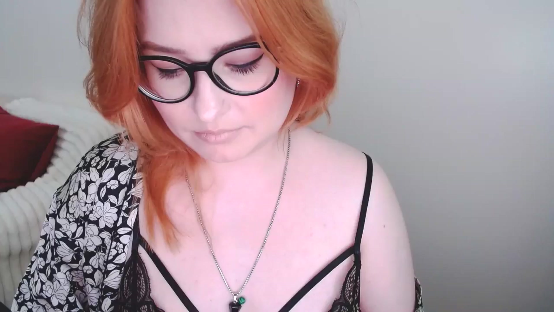 Gallery image thumbnail from EvaStar19's myfreecams stream on, 03/15/2025, 14:11 image 9 of 20