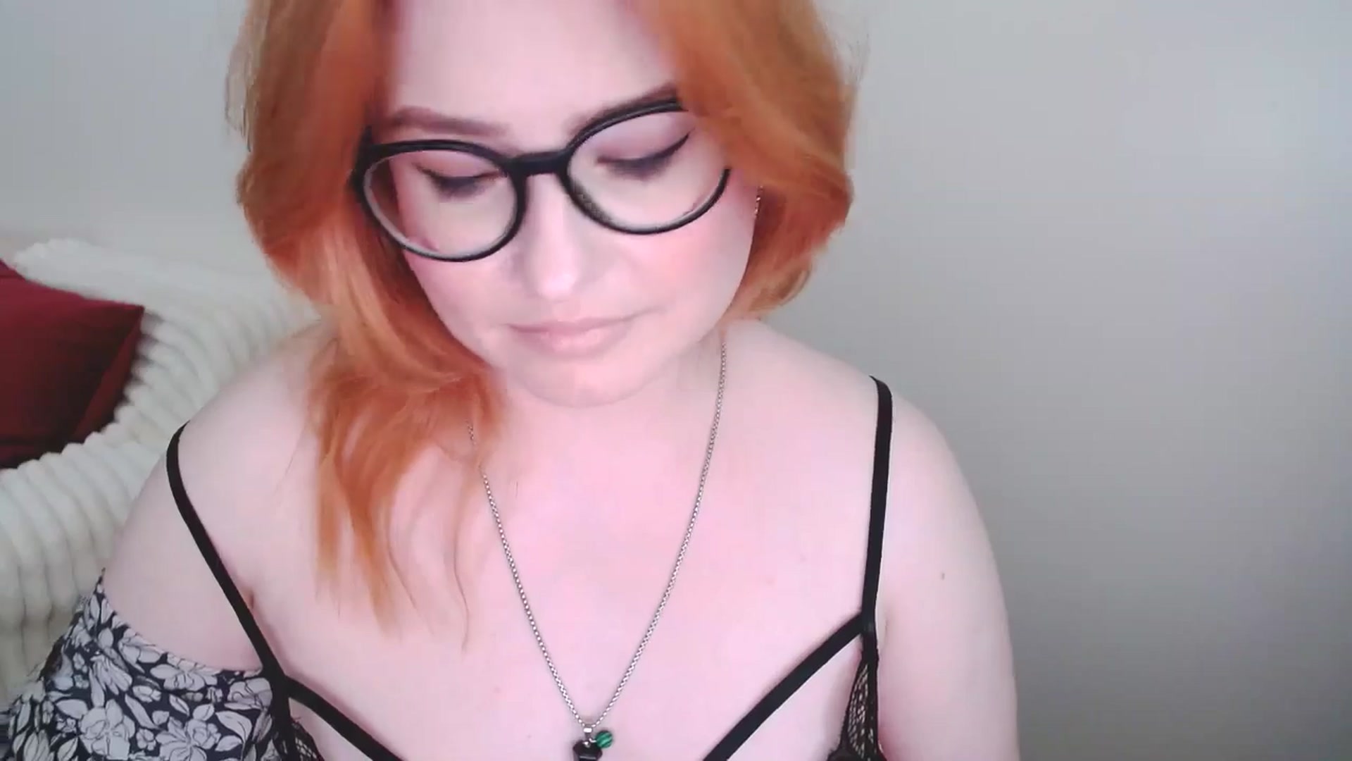 Gallery image thumbnail from EvaStar19's myfreecams stream on, 03/15/2025, 14:11 image 5 of 20