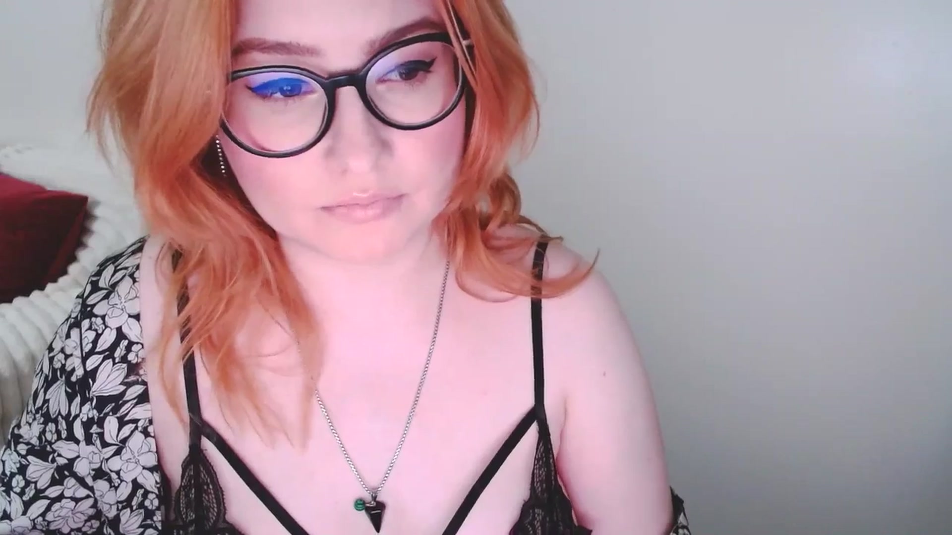 Gallery image thumbnail from EvaStar19's myfreecams stream on, 03/15/2025, 16:28 image 5 of 20