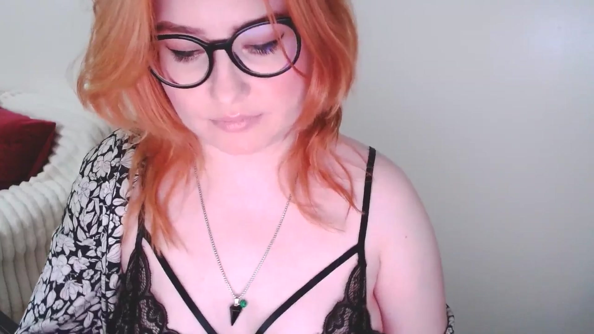 Gallery image thumbnail from EvaStar19's myfreecams stream on, 03/15/2025, 16:28 image 12 of 20