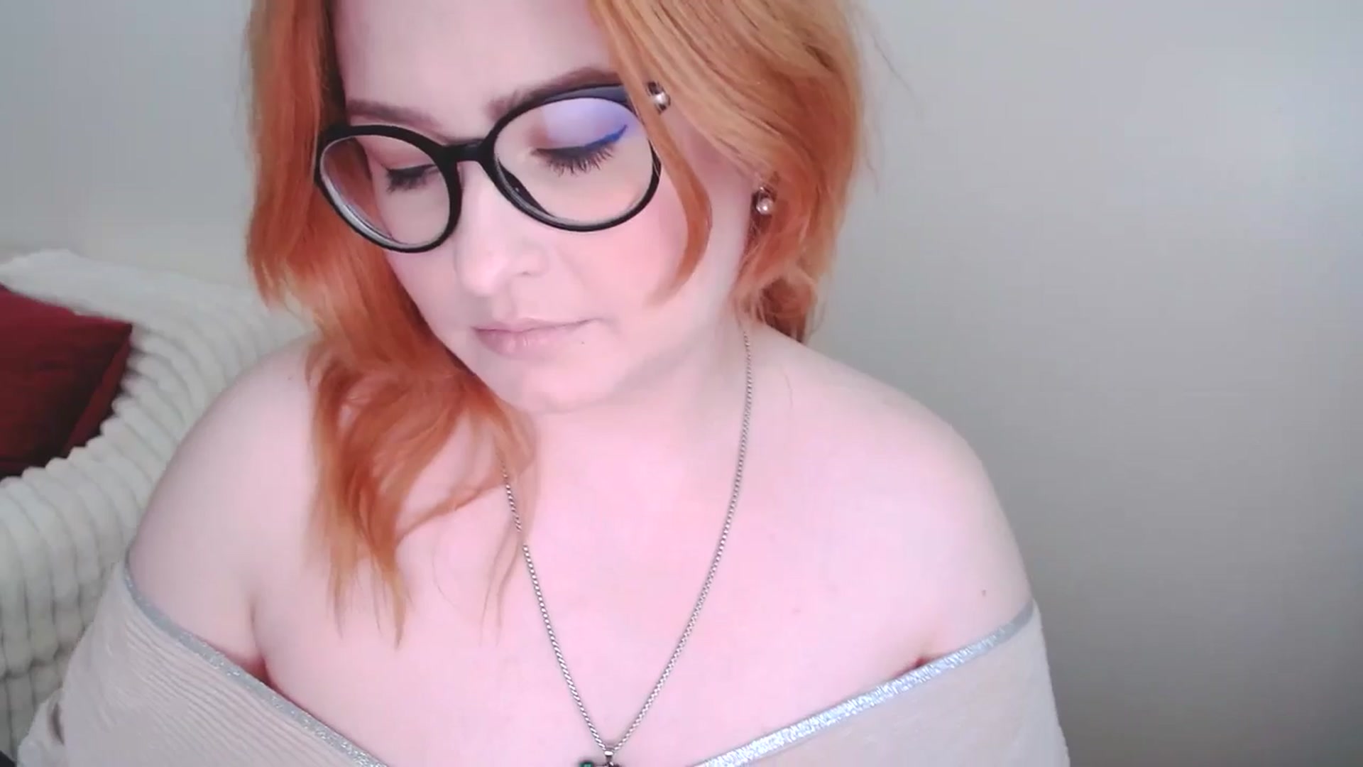 Gallery image thumbnail from EvaStar19's myfreecams stream on, 03/16/2025, 13:23 image 5 of 20