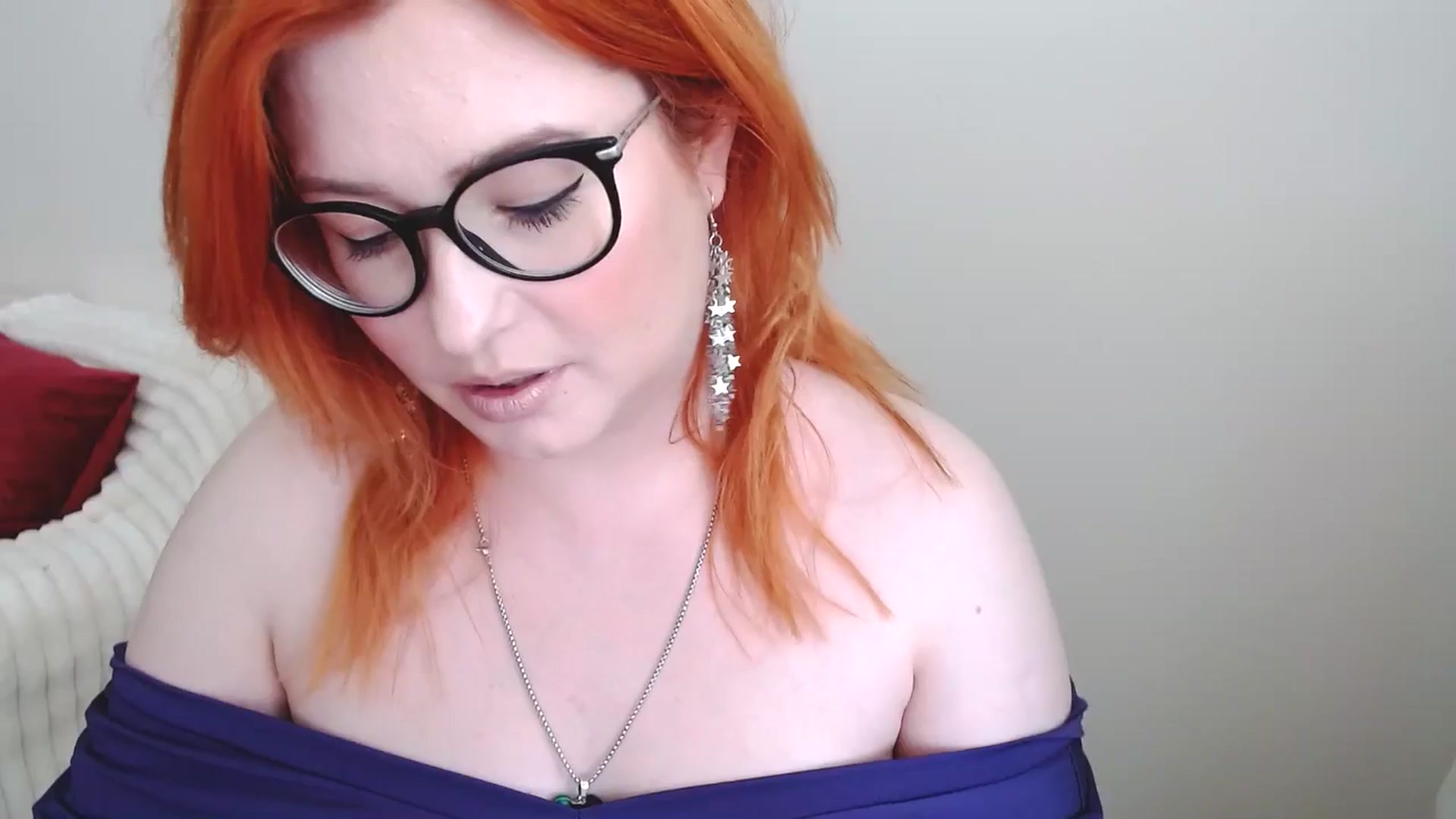 Gallery image thumbnail from EvaStar19's myfreecams stream on, 03/22/2025, 14:04 image 4 of 20