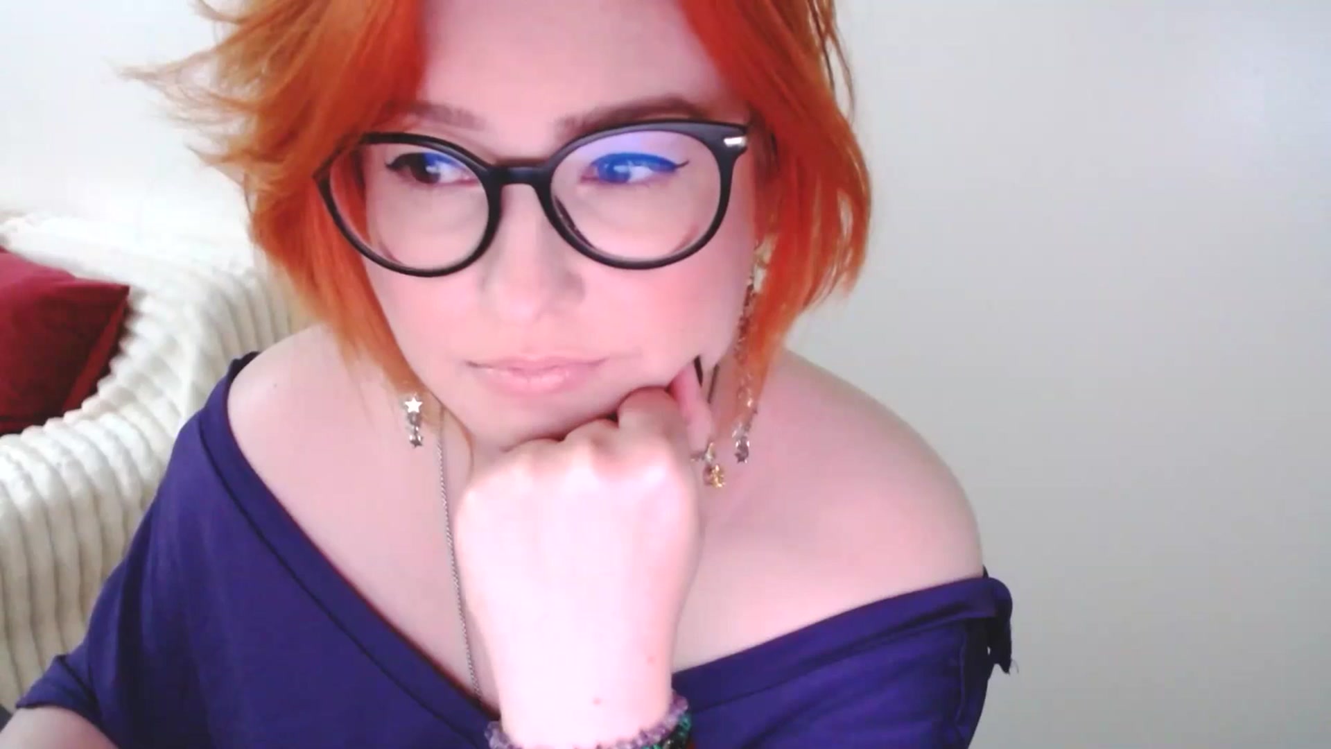 Gallery image thumbnail from EvaStar19's myfreecams stream on, 03/22/2025, 17:03 image 15 of 20
