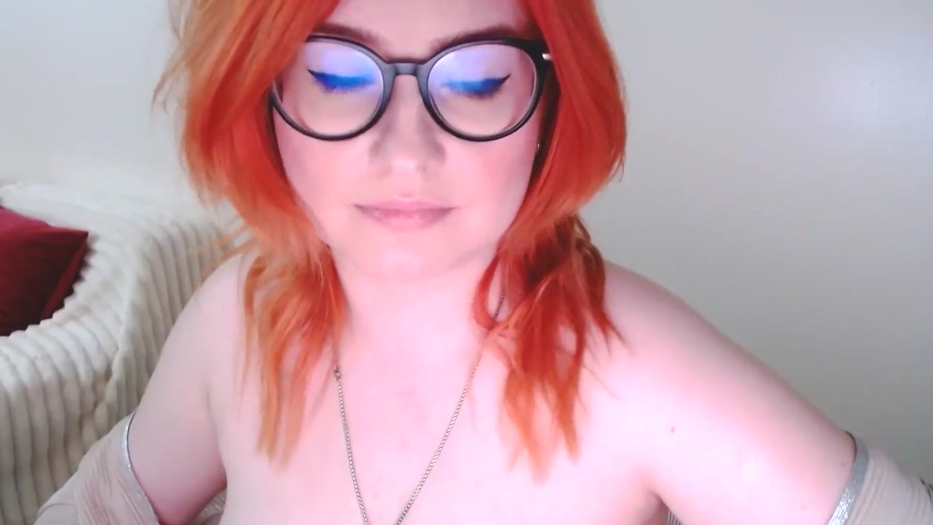 Gallery image thumbnail from EvaStar19's myfreecams stream on, 03/23/2025, 16:54 image 16 of 20