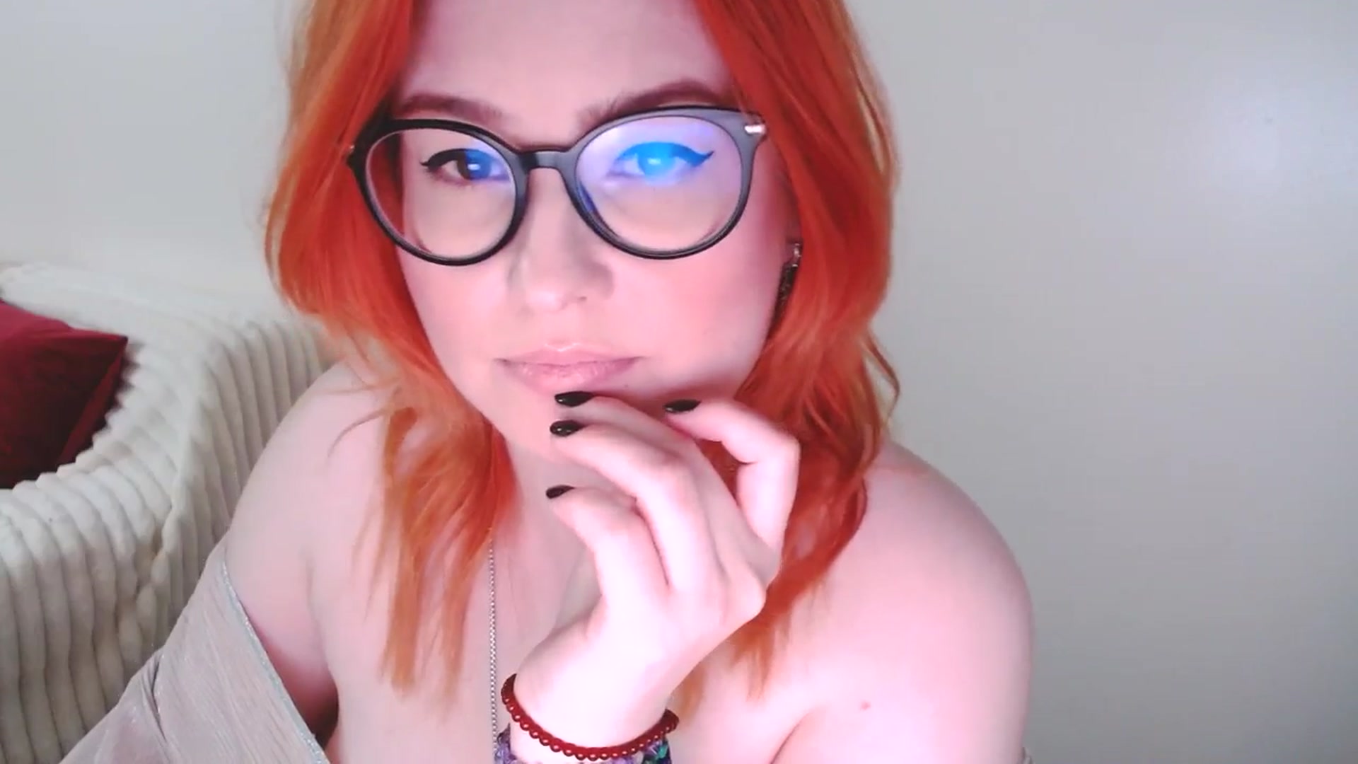 Gallery image thumbnail from EvaStar19's myfreecams stream on, 03/23/2025, 16:54 image 13 of 20