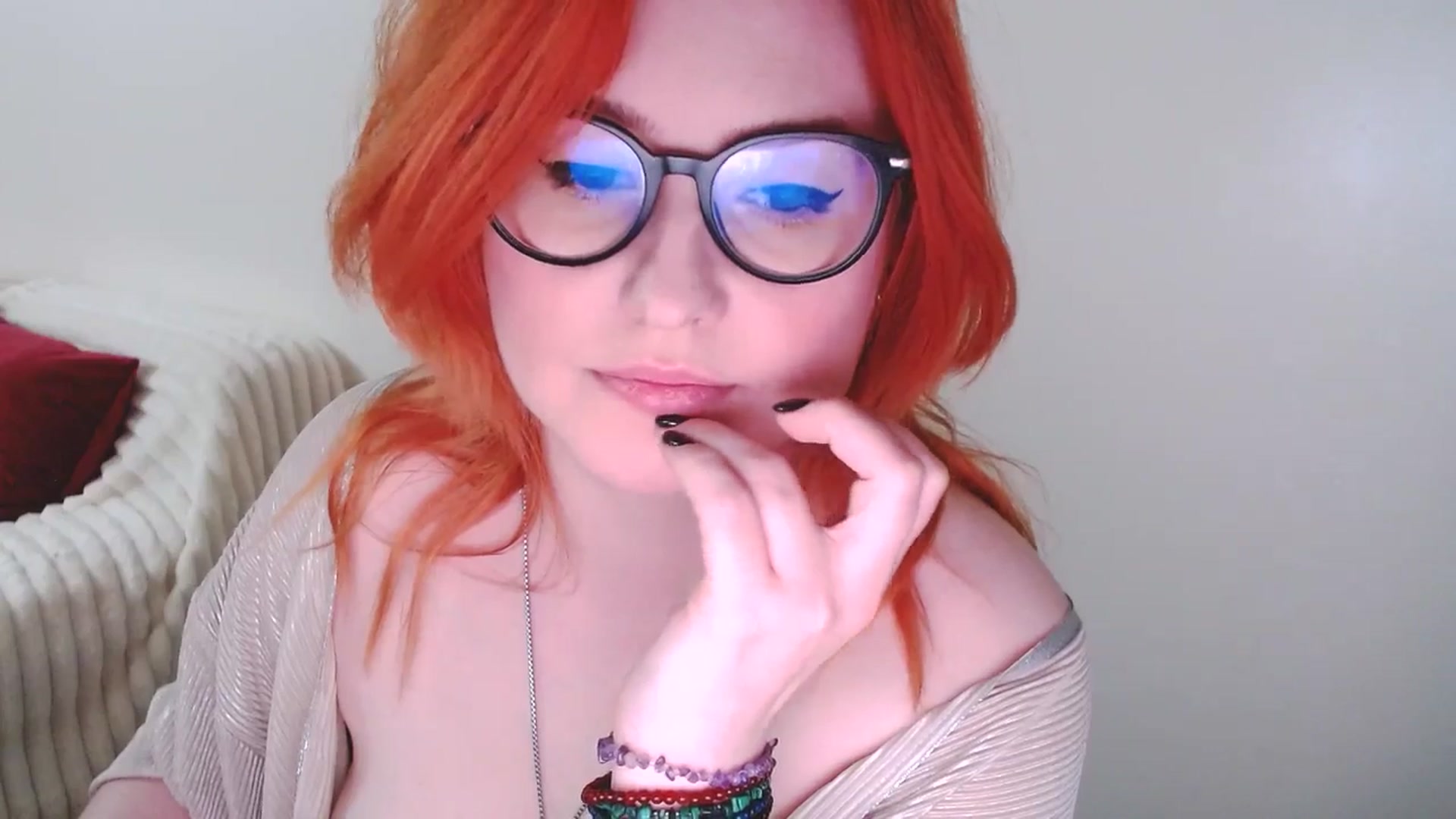 Gallery image thumbnail from EvaStar19's myfreecams stream on, 03/23/2025, 17:22 image 17 of 20