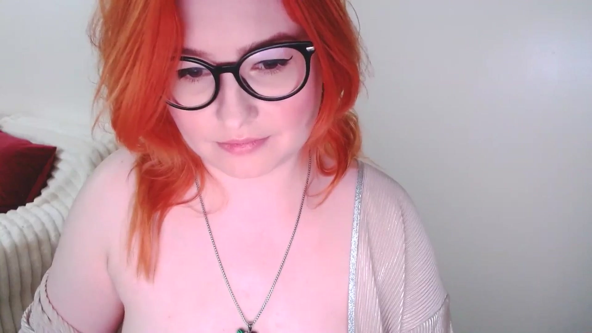 Gallery image thumbnail from EvaStar19's myfreecams stream on, 03/23/2025, 17:22 image 15 of 20