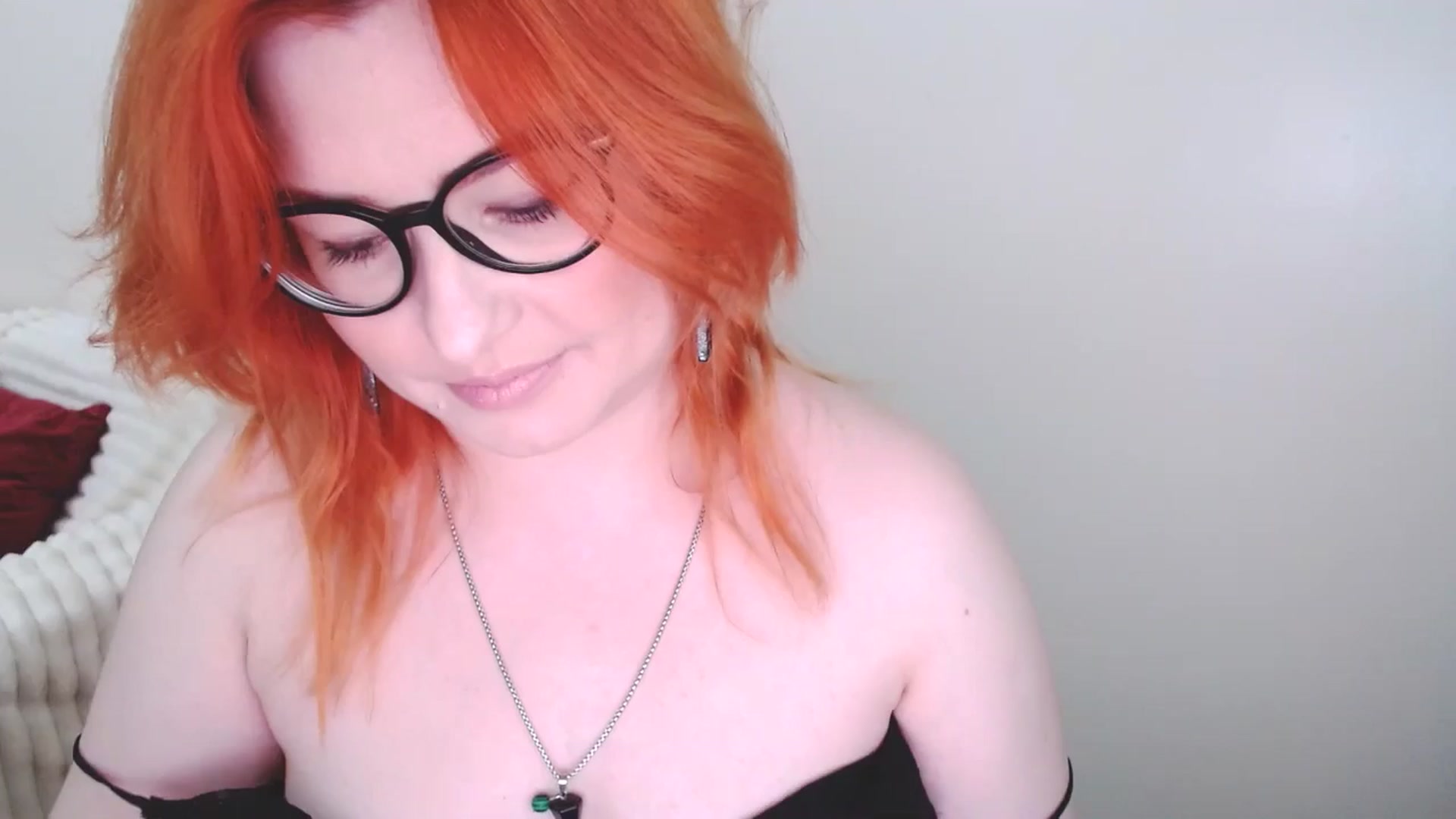 Gallery image thumbnail from EvaStar19's myfreecams stream on, 03/29/2025, 13:37 image 6 of 20