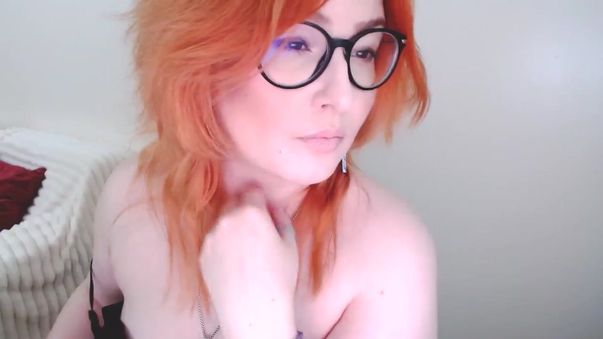 Gallery image thumbnail from EvaStar19's myfreecams stream on, 03/29/2025, 13:37 image 8 of 20