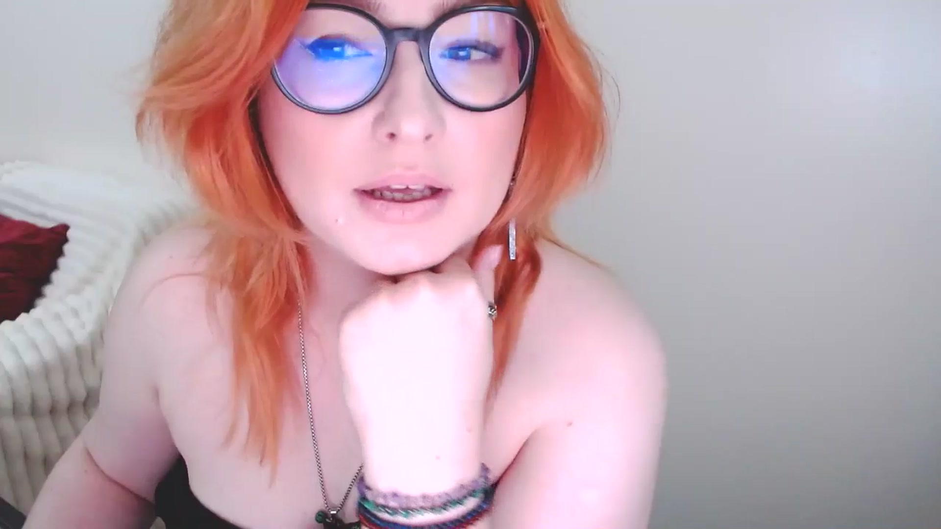 Gallery image thumbnail from EvaStar19's myfreecams stream on, 03/29/2025, 13:37 image 18 of 20
