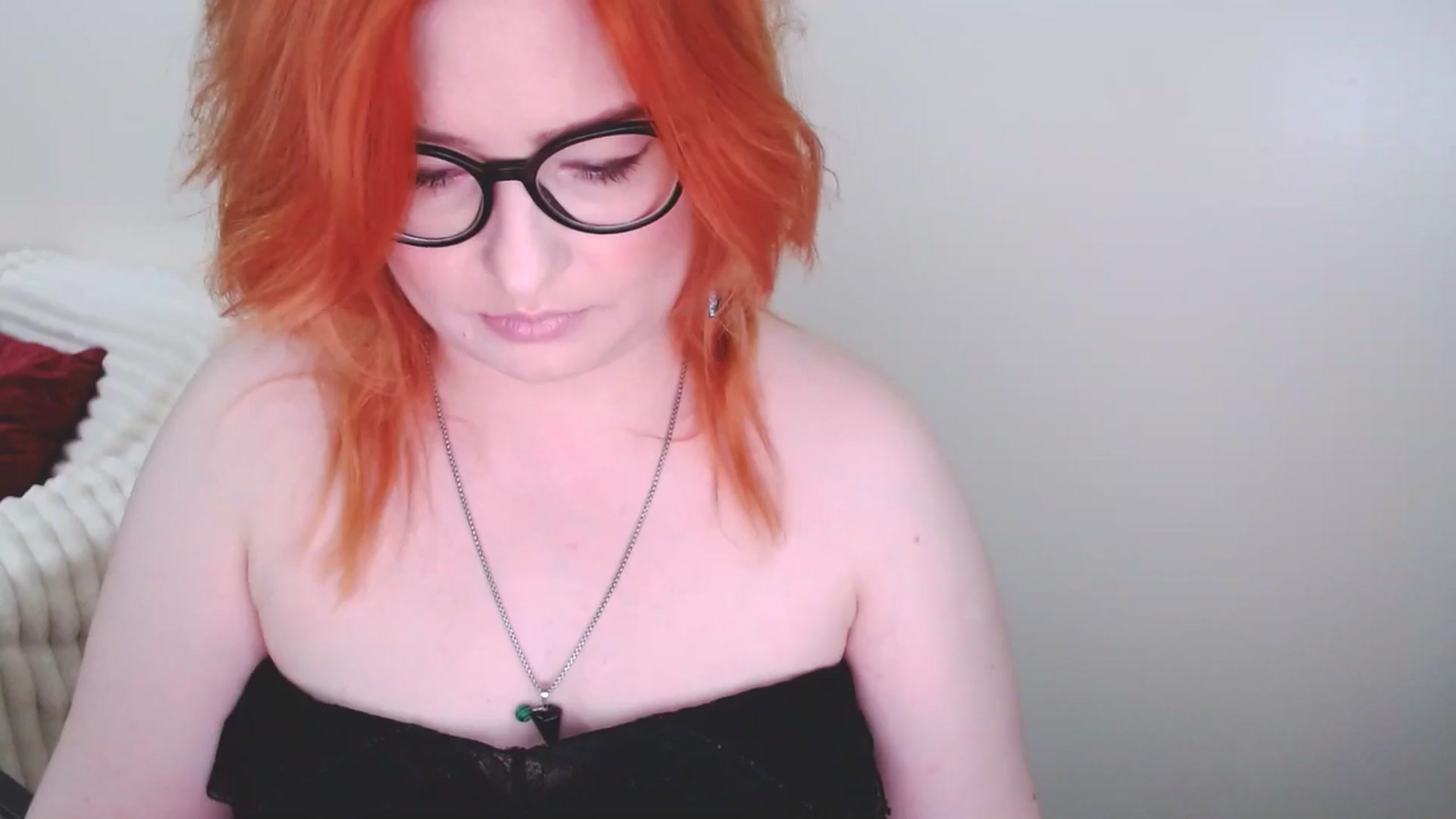 Gallery image thumbnail from EvaStar19's myfreecams stream on, 03/29/2025, 13:37 image 17 of 20