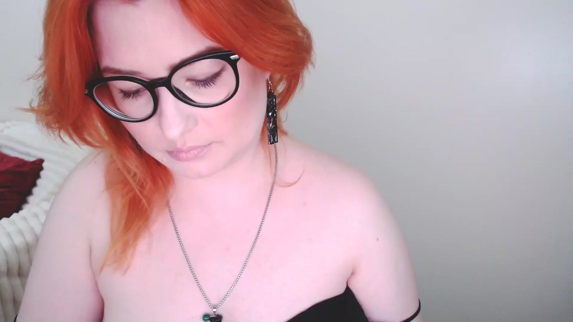 Gallery image thumbnail from EvaStar19's myfreecams stream on, 03/29/2025, 13:37 image 4 of 20