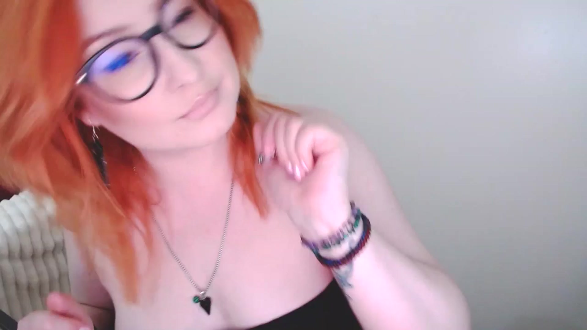 Gallery image thumbnail from EvaStar19's myfreecams stream on, 03/29/2025, 14:48 image 3 of 20