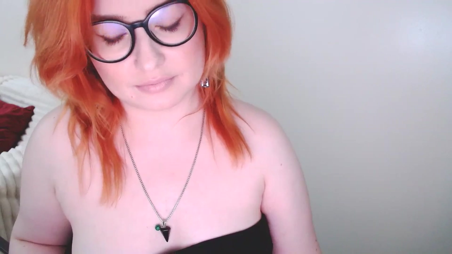 Gallery image thumbnail from EvaStar19's myfreecams stream on, 03/29/2025, 15:18 image 10 of 20