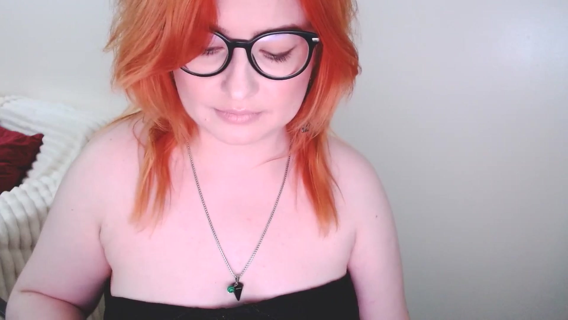 Gallery image thumbnail from EvaStar19's myfreecams stream on, 03/29/2025, 15:18 image 15 of 20
