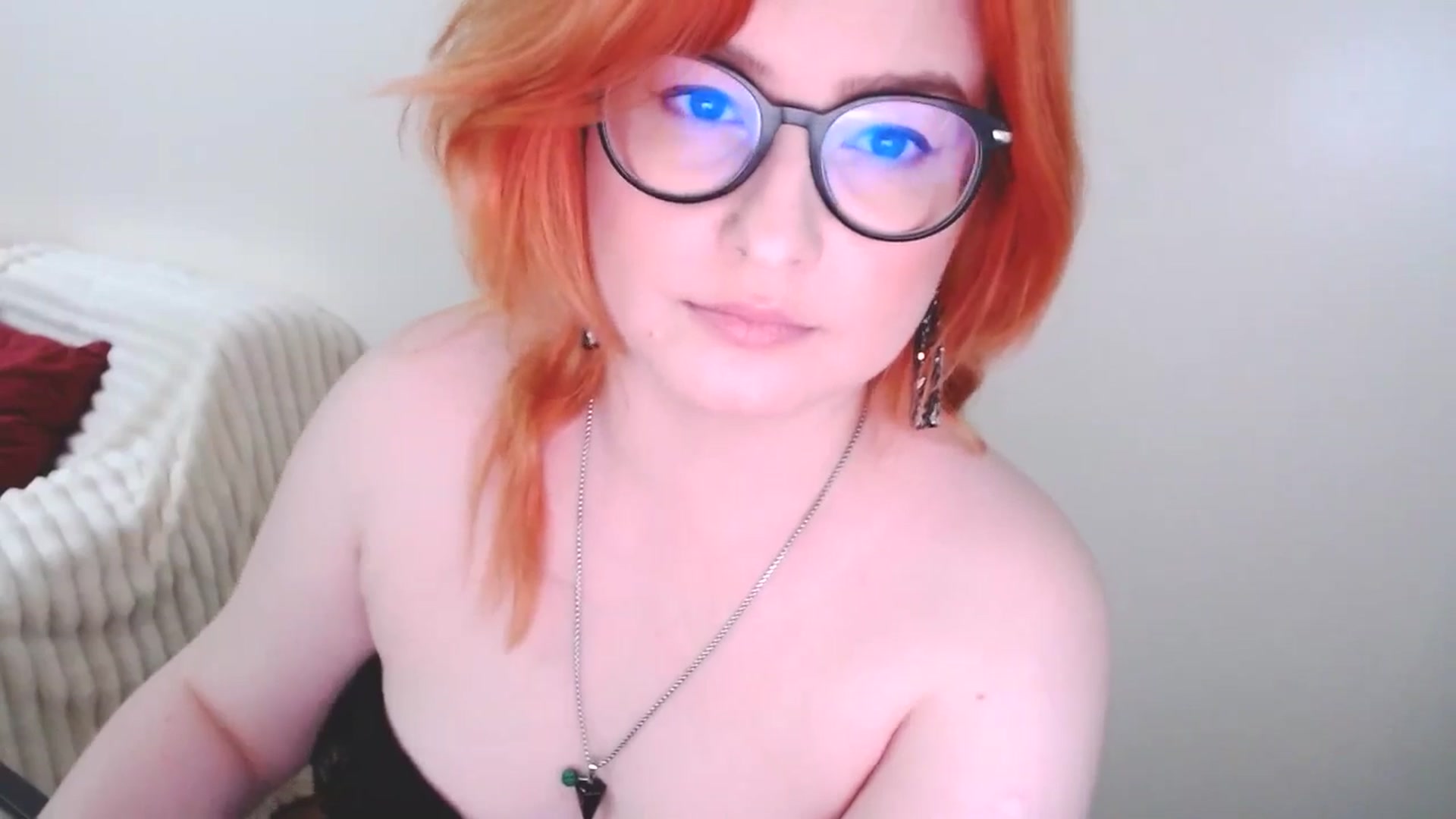 Gallery image thumbnail from EvaStar19's myfreecams stream on, 03/29/2025, 15:18 image 3 of 20