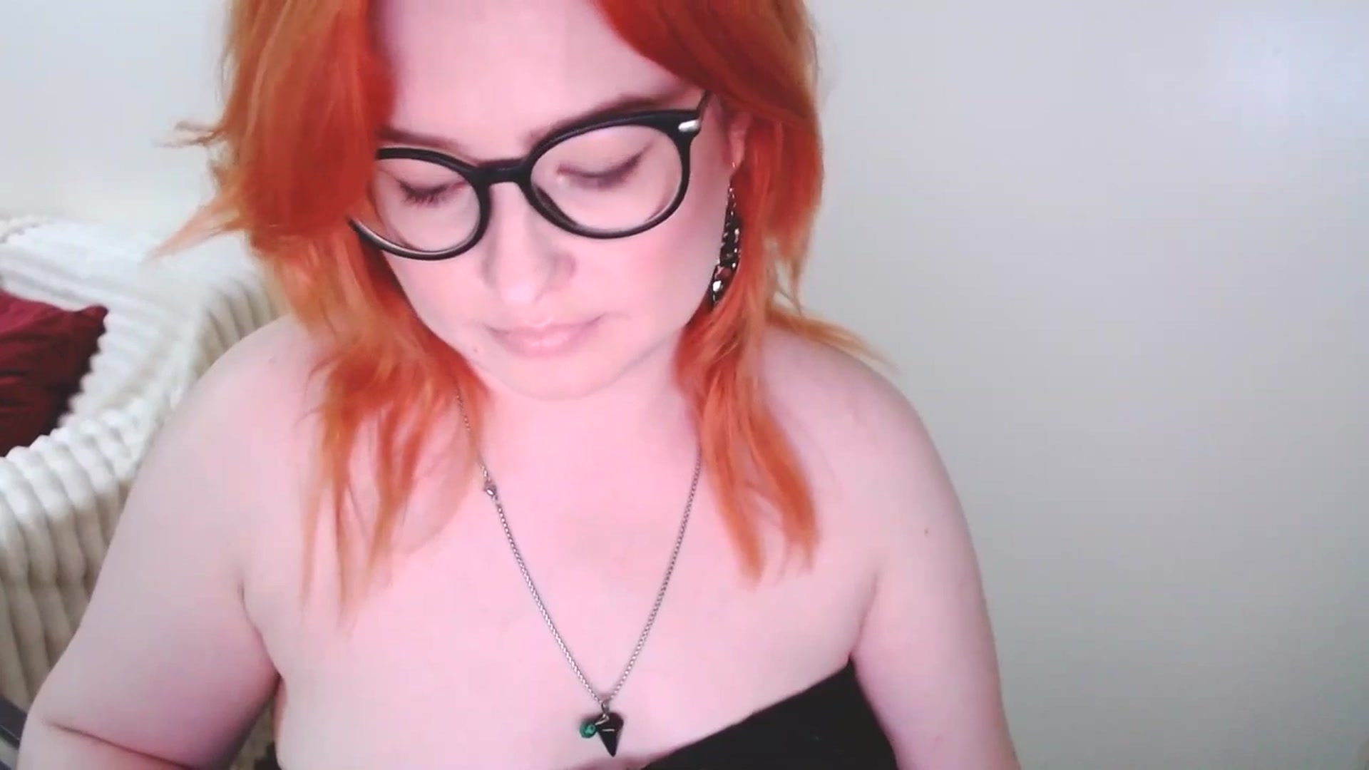 Gallery image thumbnail from EvaStar19's myfreecams stream on, 03/29/2025, 17:08 image 19 of 20
