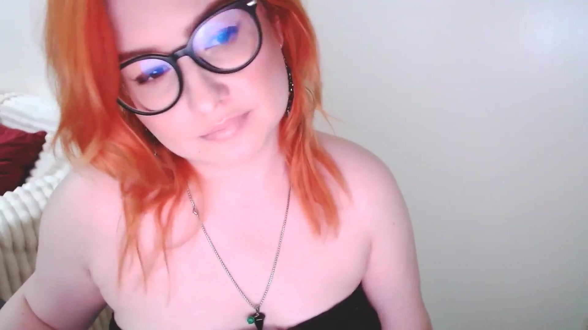 Gallery image thumbnail from EvaStar19's myfreecams stream on, 03/29/2025, 17:08 image 13 of 20