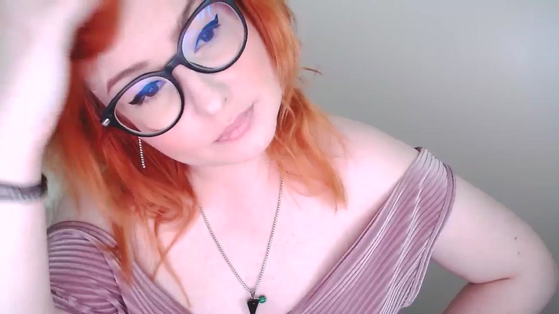 Gallery image thumbnail from EvaStar19's myfreecams stream on, 03/30/2025, 11:34 image 9 of 20