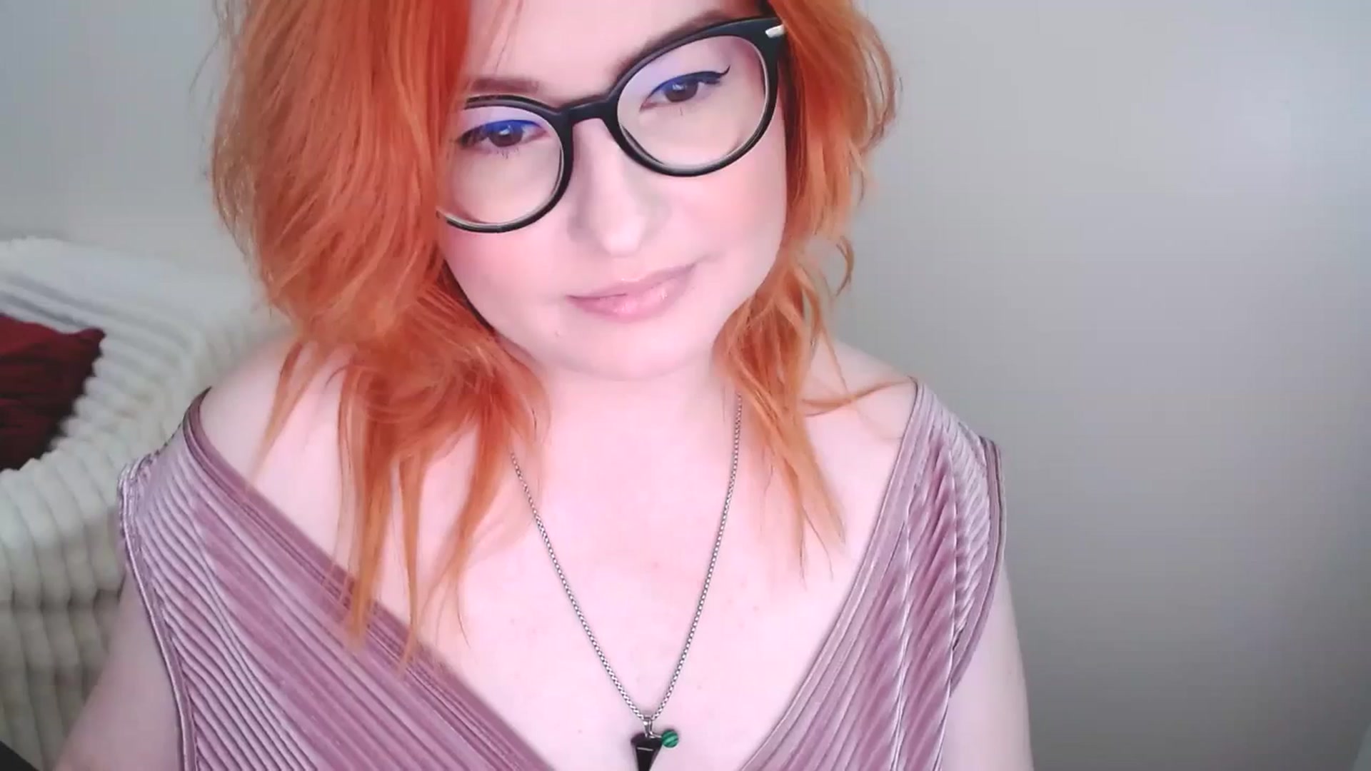 Gallery image thumbnail from EvaStar19's myfreecams stream on, 03/30/2025, 11:52 image 10 of 20