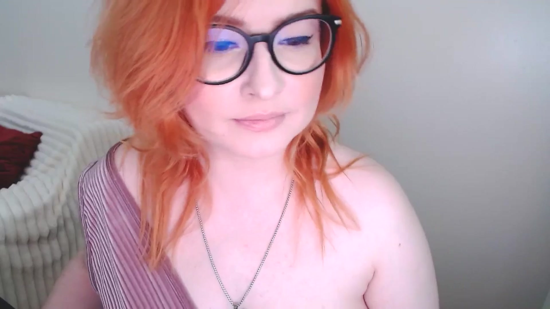 Gallery image thumbnail from EvaStar19's myfreecams stream on, 03/30/2025, 11:52 image 6 of 20