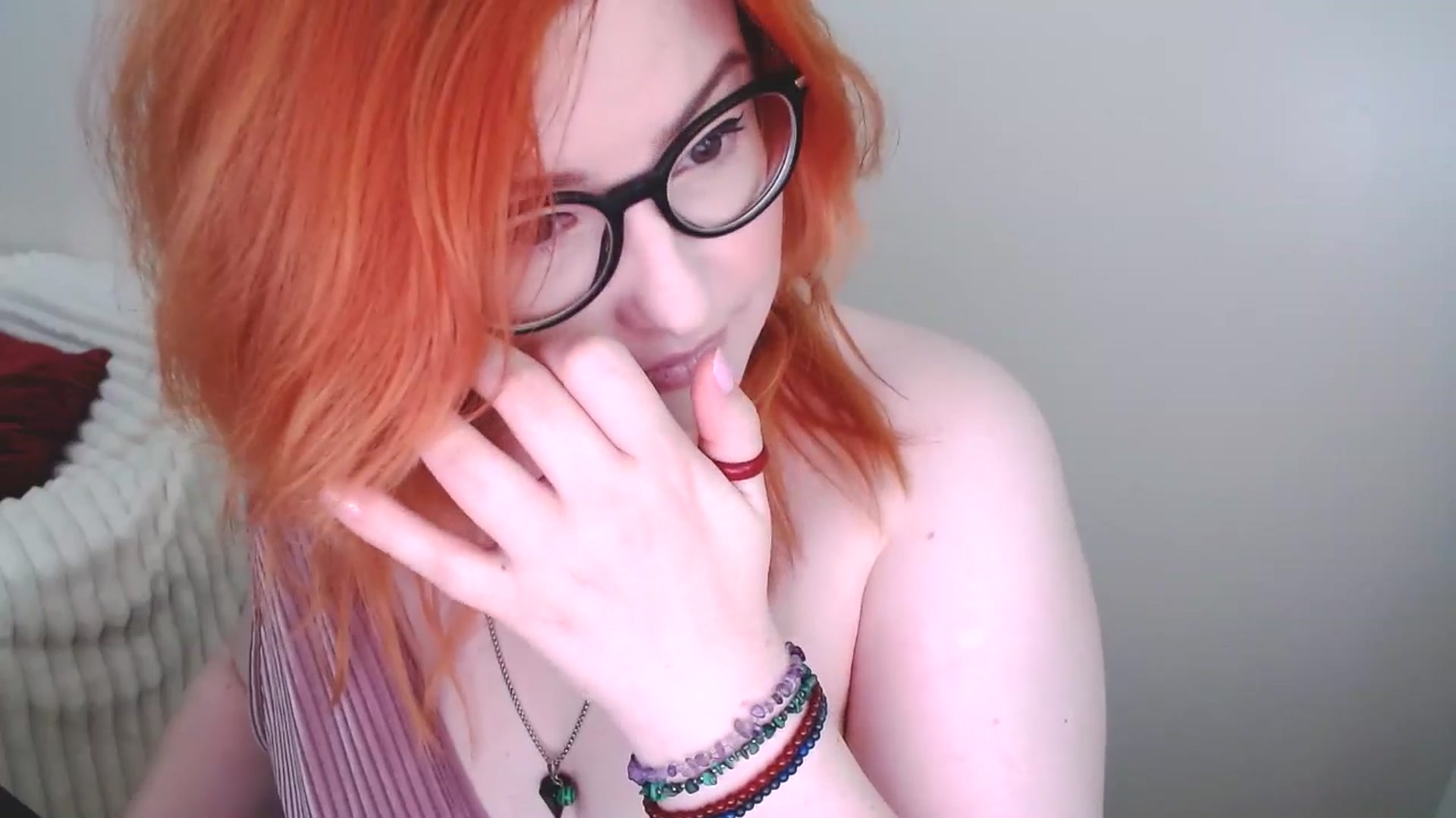 Gallery image thumbnail from EvaStar19's myfreecams stream on, 03/30/2025, 11:52 image 19 of 20