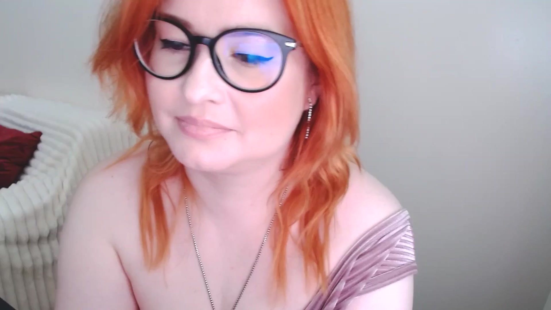 Gallery image thumbnail from EvaStar19's myfreecams stream on, 03/30/2025, 12:14 image 18 of 20