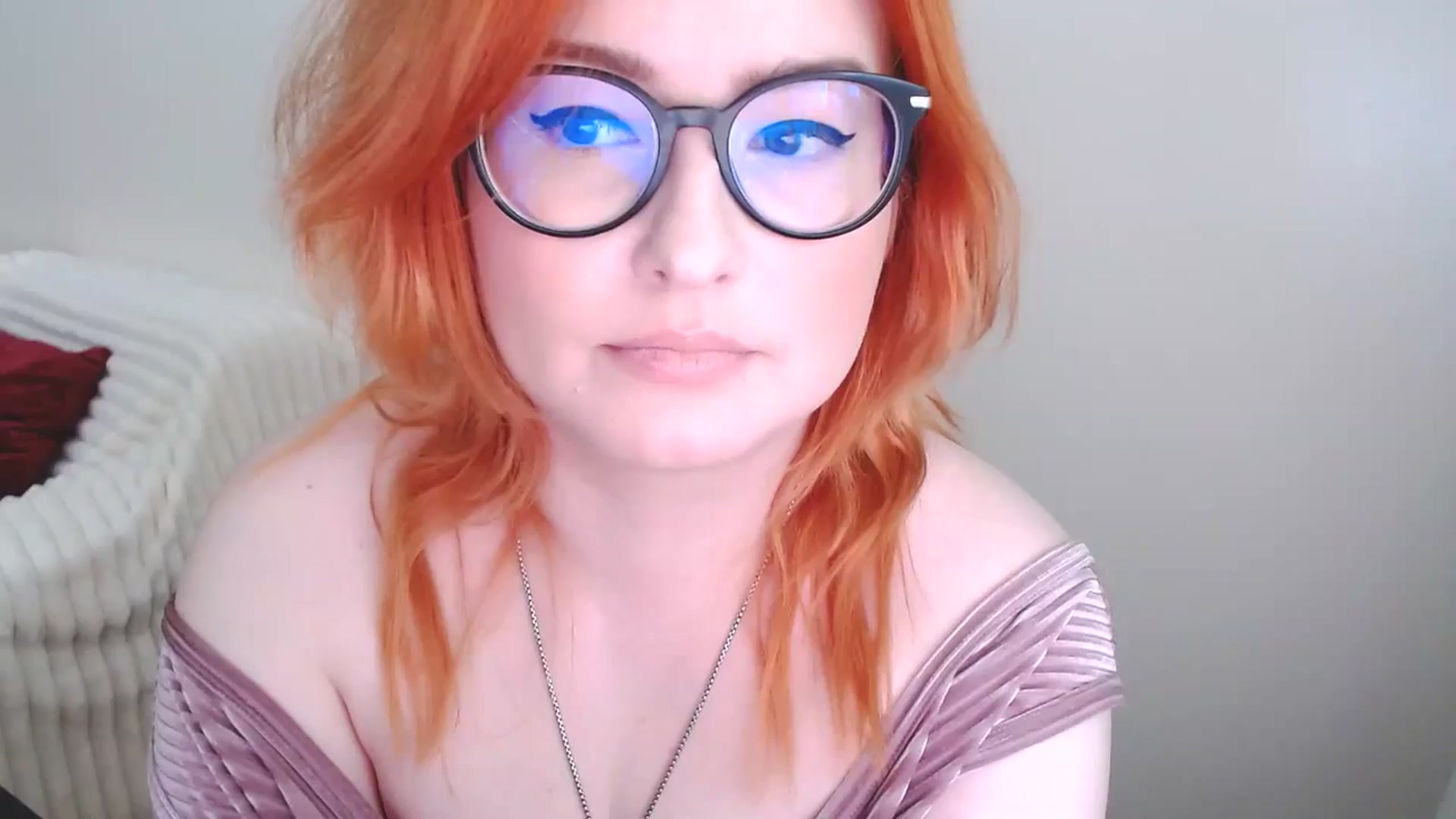 Gallery image thumbnail from EvaStar19's myfreecams stream on, 03/30/2025, 12:14 image 14 of 20