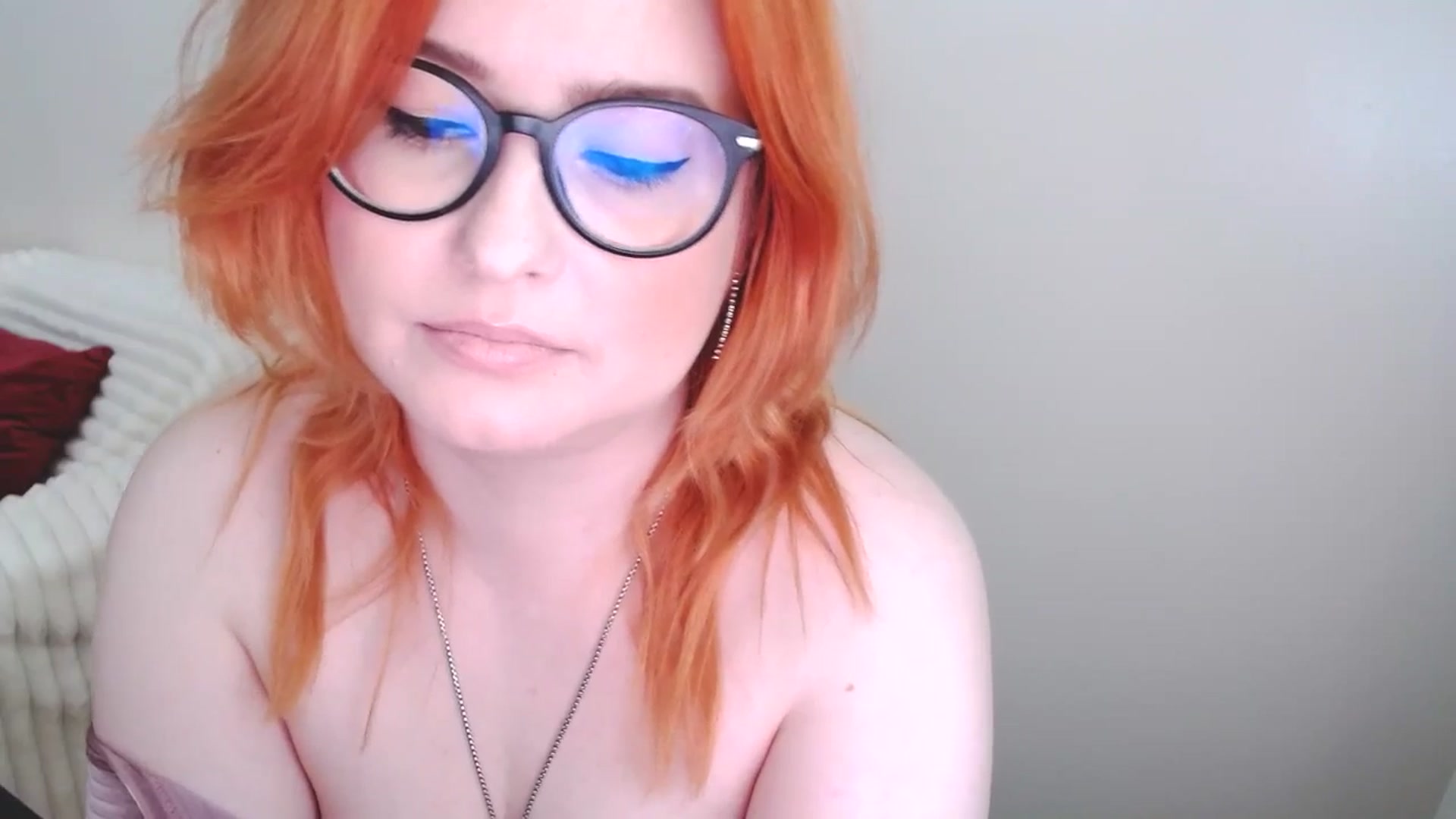 Gallery image thumbnail from EvaStar19's myfreecams stream on, 03/30/2025, 13:13 image 11 of 20