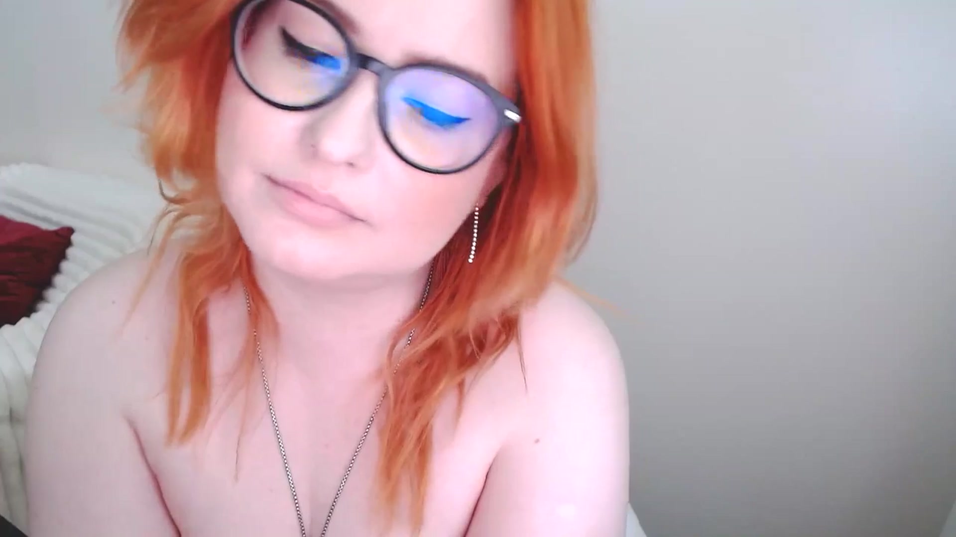 Gallery image thumbnail from EvaStar19's myfreecams stream on, 03/30/2025, 13:13 image 16 of 20