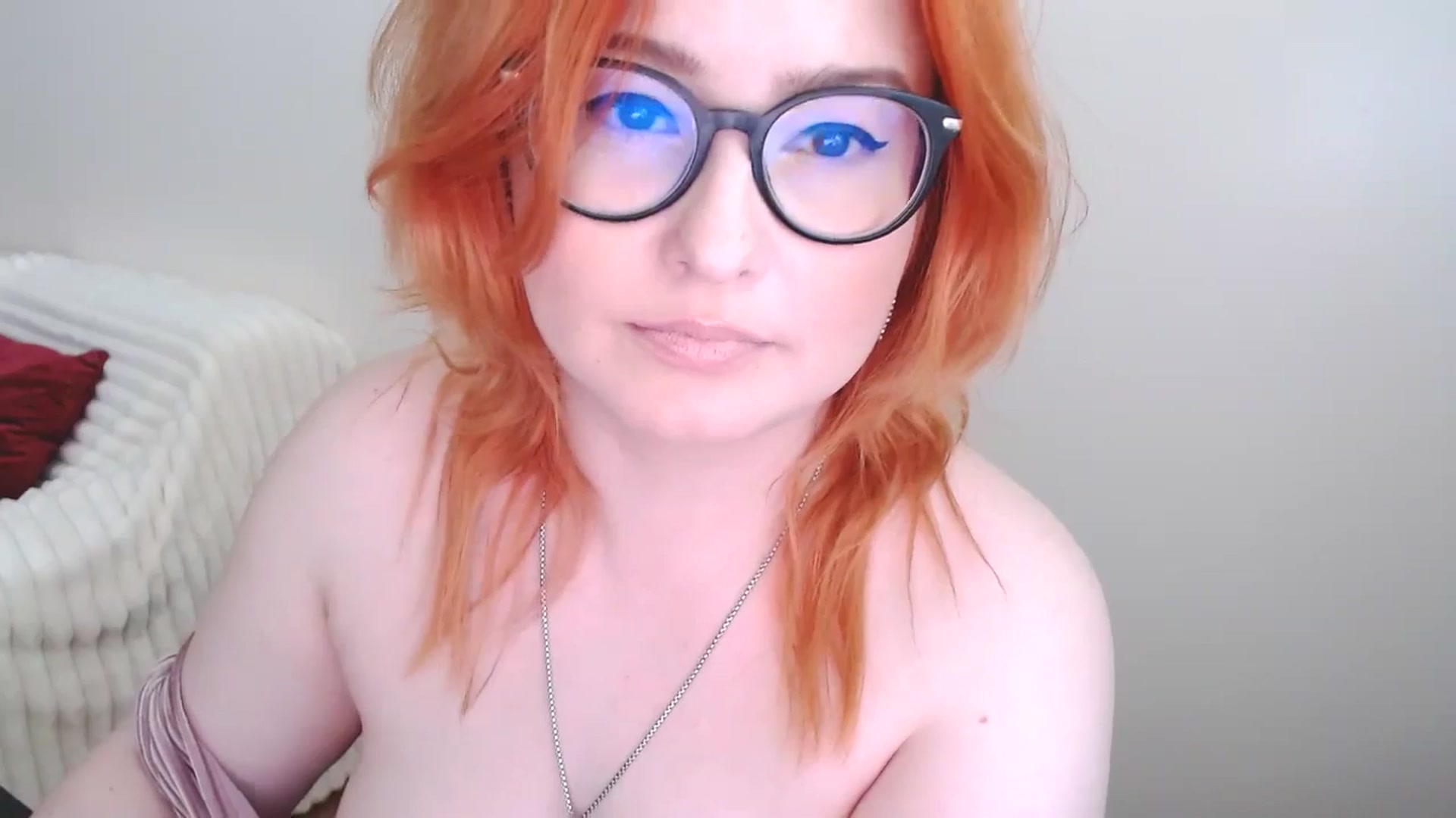 Gallery image thumbnail from EvaStar19's myfreecams stream on, 03/30/2025, 14:07 image 10 of 20