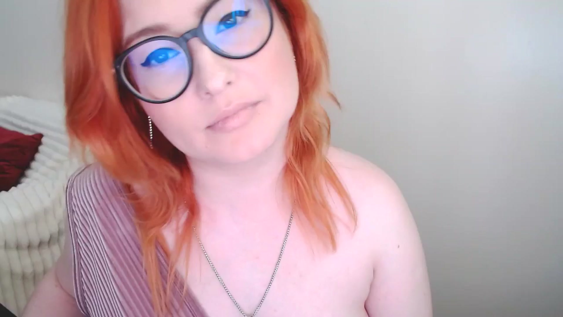 Gallery image thumbnail from EvaStar19's myfreecams stream on, 03/30/2025, 15:12 image 4 of 20