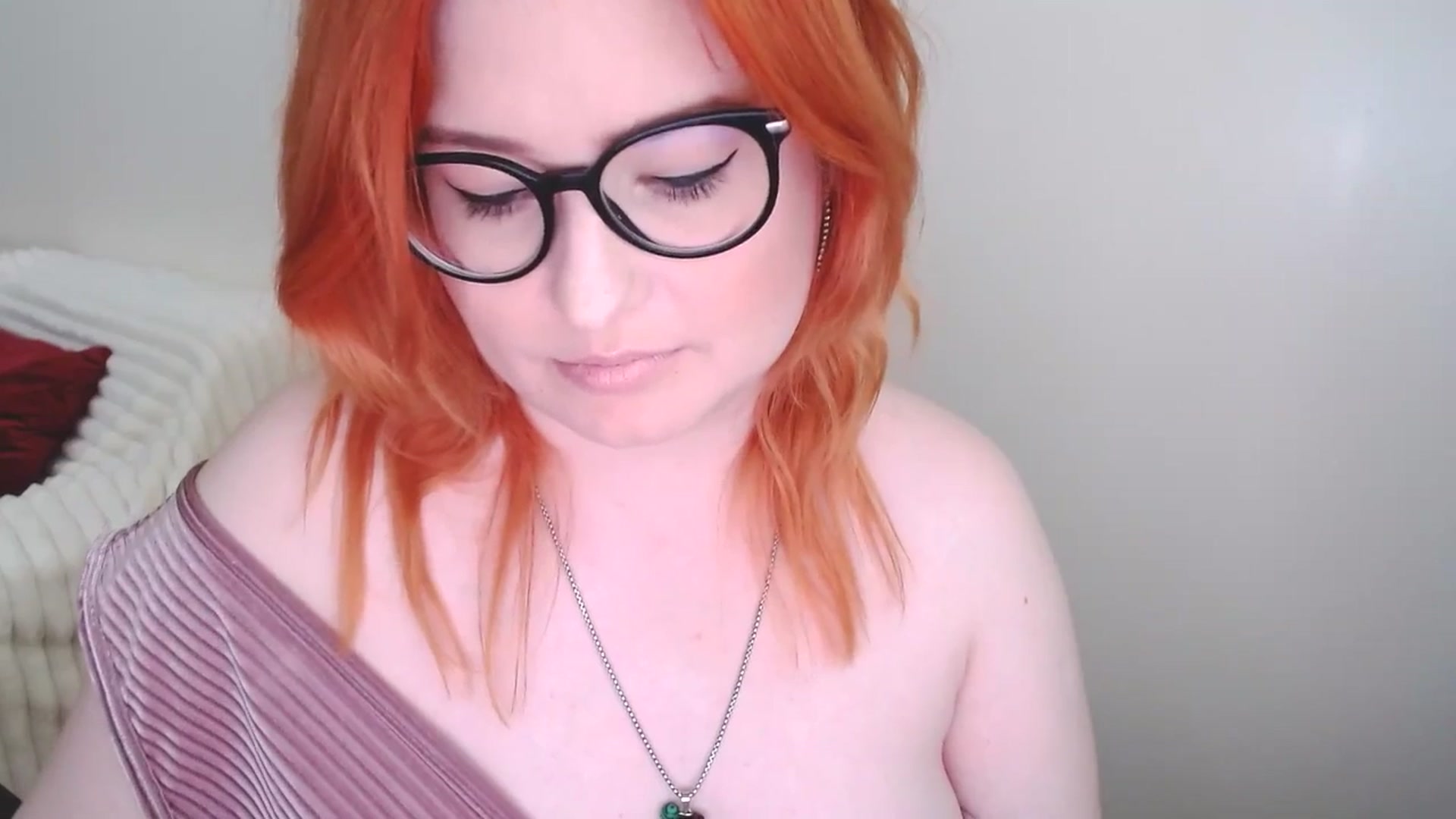 Gallery image thumbnail from EvaStar19's myfreecams stream on, 03/30/2025, 15:12 image 14 of 20