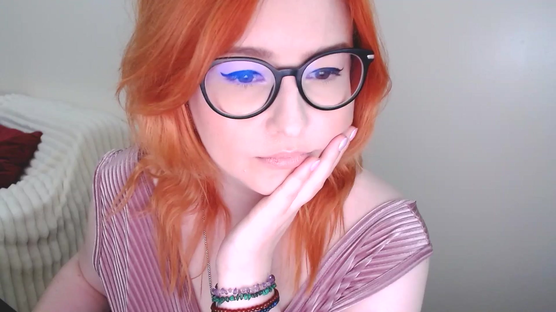 Gallery image thumbnail from EvaStar19's myfreecams stream on, 03/30/2025, 16:10 image 8 of 20