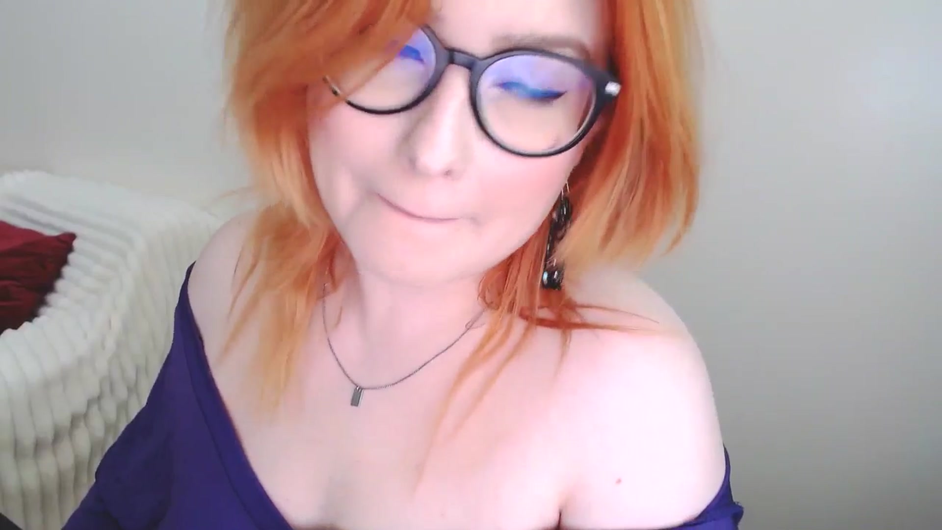 Gallery image thumbnail from EvaStar19's myfreecams stream on, 04/05/2025, 12:23 image 2 of 20