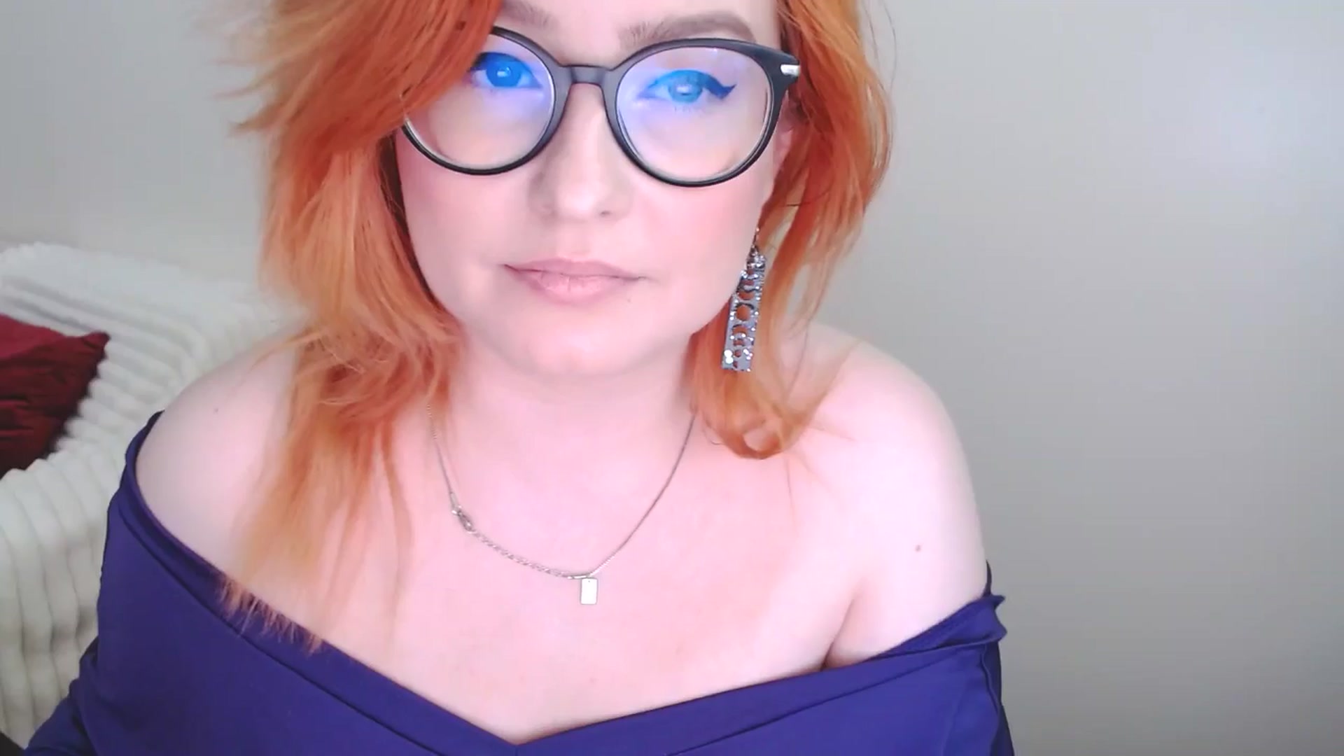 Gallery image thumbnail from EvaStar19's myfreecams stream on, 04/05/2025, 12:23 image 19 of 20