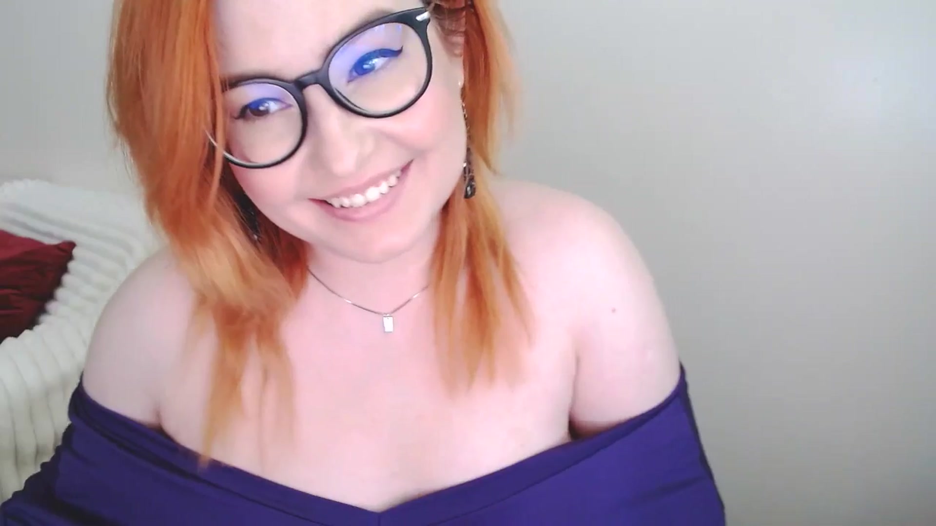 Gallery image thumbnail from EvaStar19's myfreecams stream on, 04/05/2025, 13:31 image 17 of 20