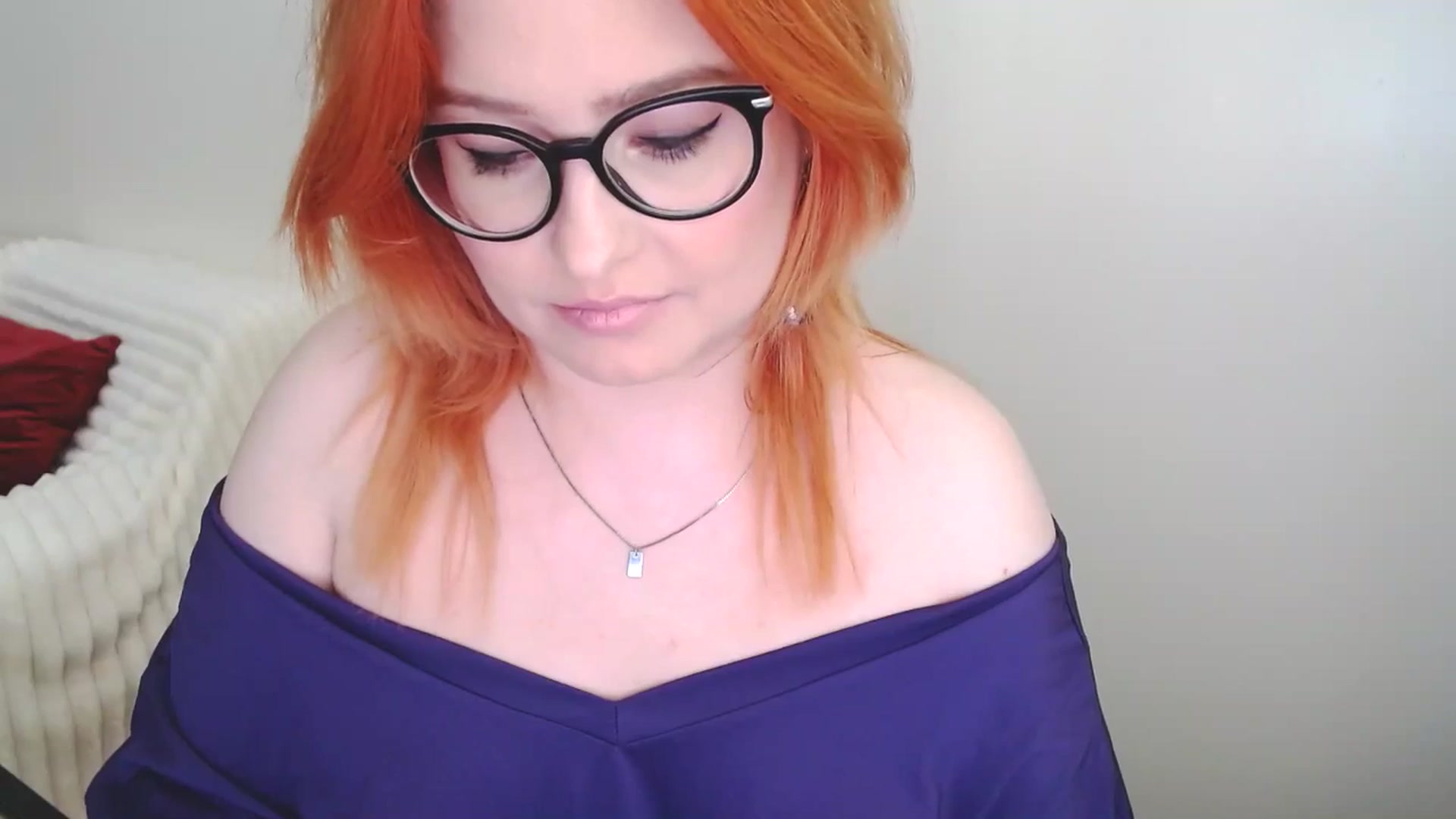 Gallery image thumbnail from EvaStar19's myfreecams stream on, 04/05/2025, 14:41 image 15 of 20