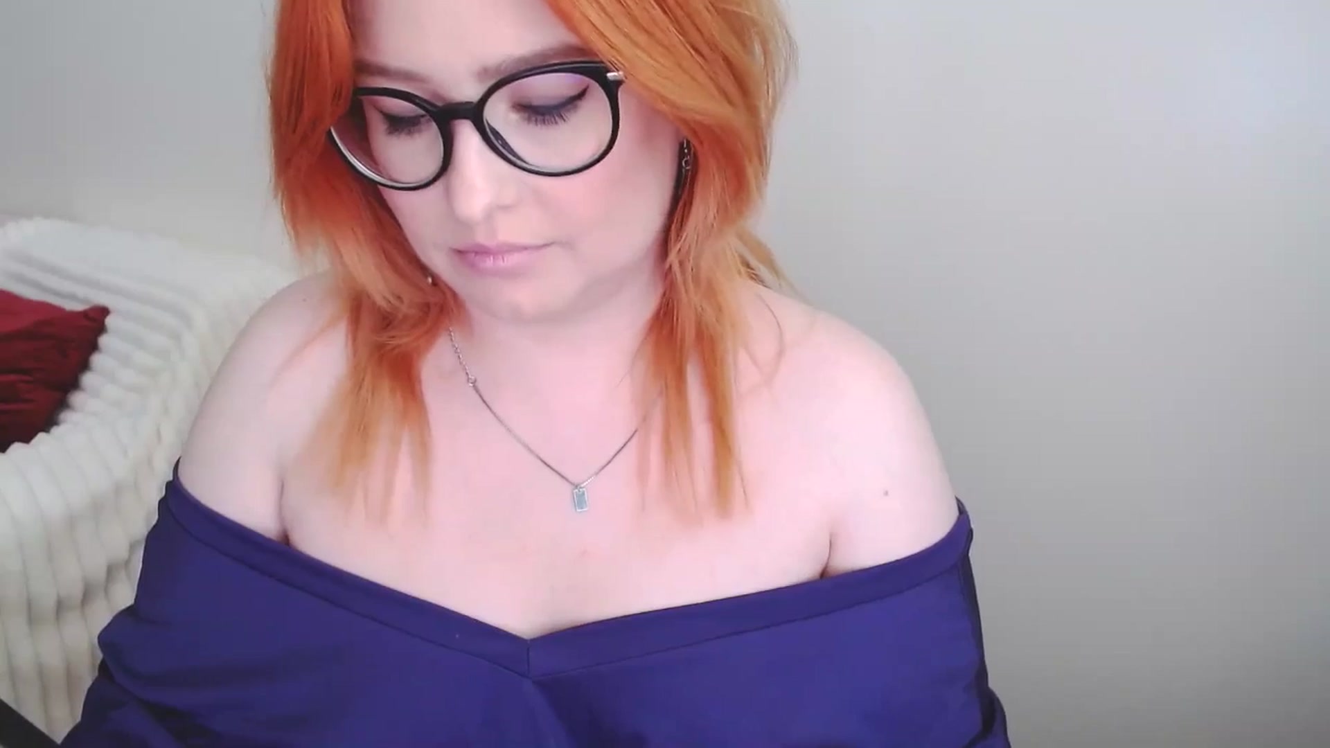 Gallery image thumbnail from EvaStar19's myfreecams stream on, 04/05/2025, 14:41 image 7 of 20