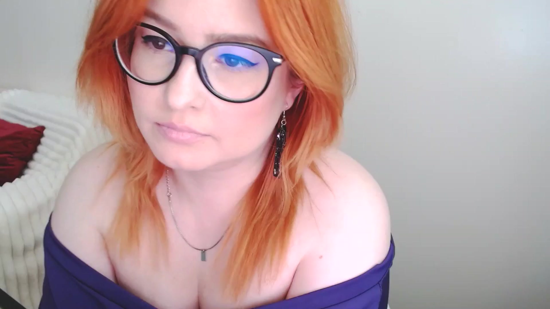 Gallery image thumbnail from EvaStar19's myfreecams stream on, 04/05/2025, 14:41 image 1 of 20