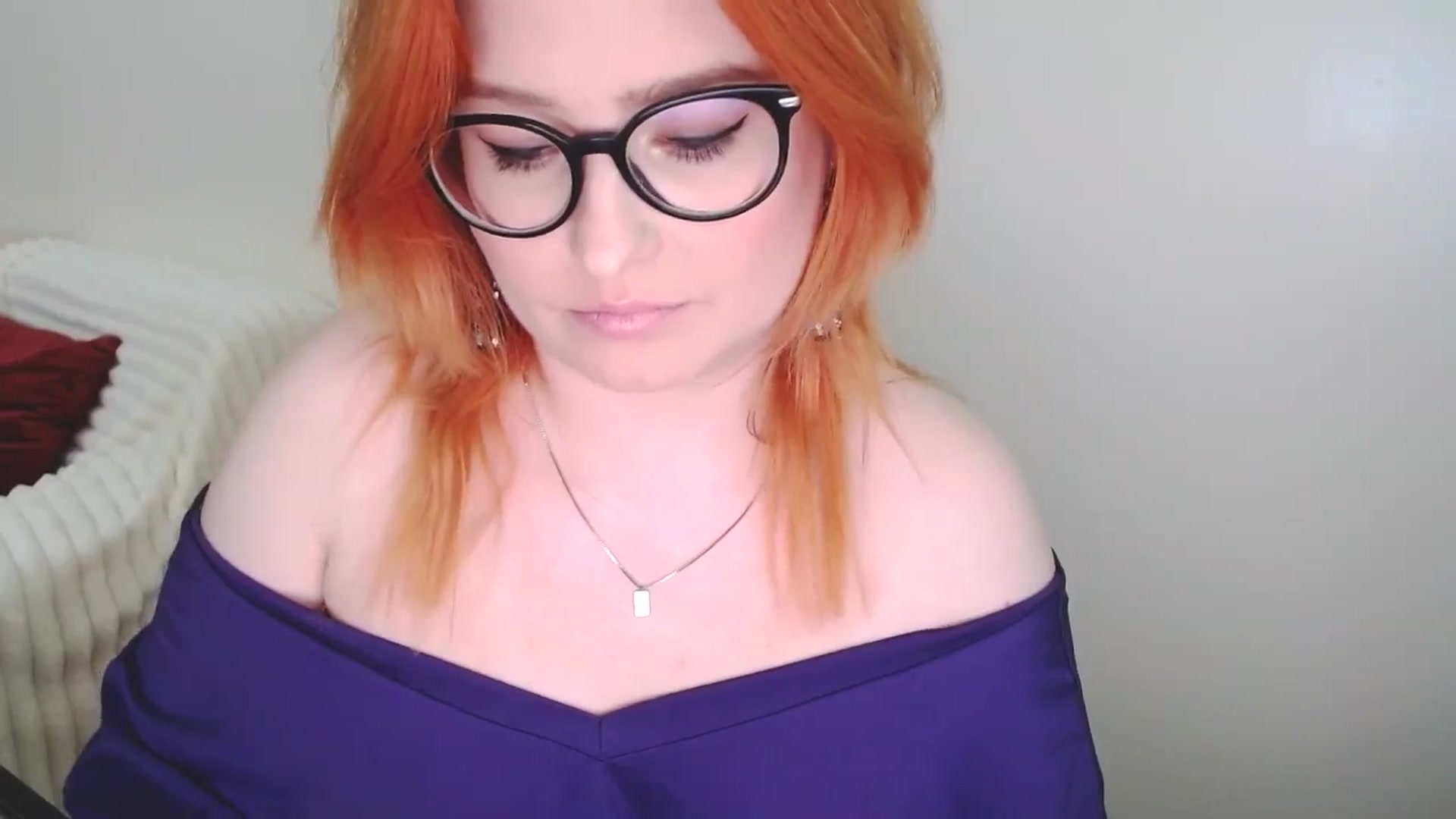 Gallery image thumbnail from EvaStar19's myfreecams stream on, 04/05/2025, 14:41 image 16 of 20