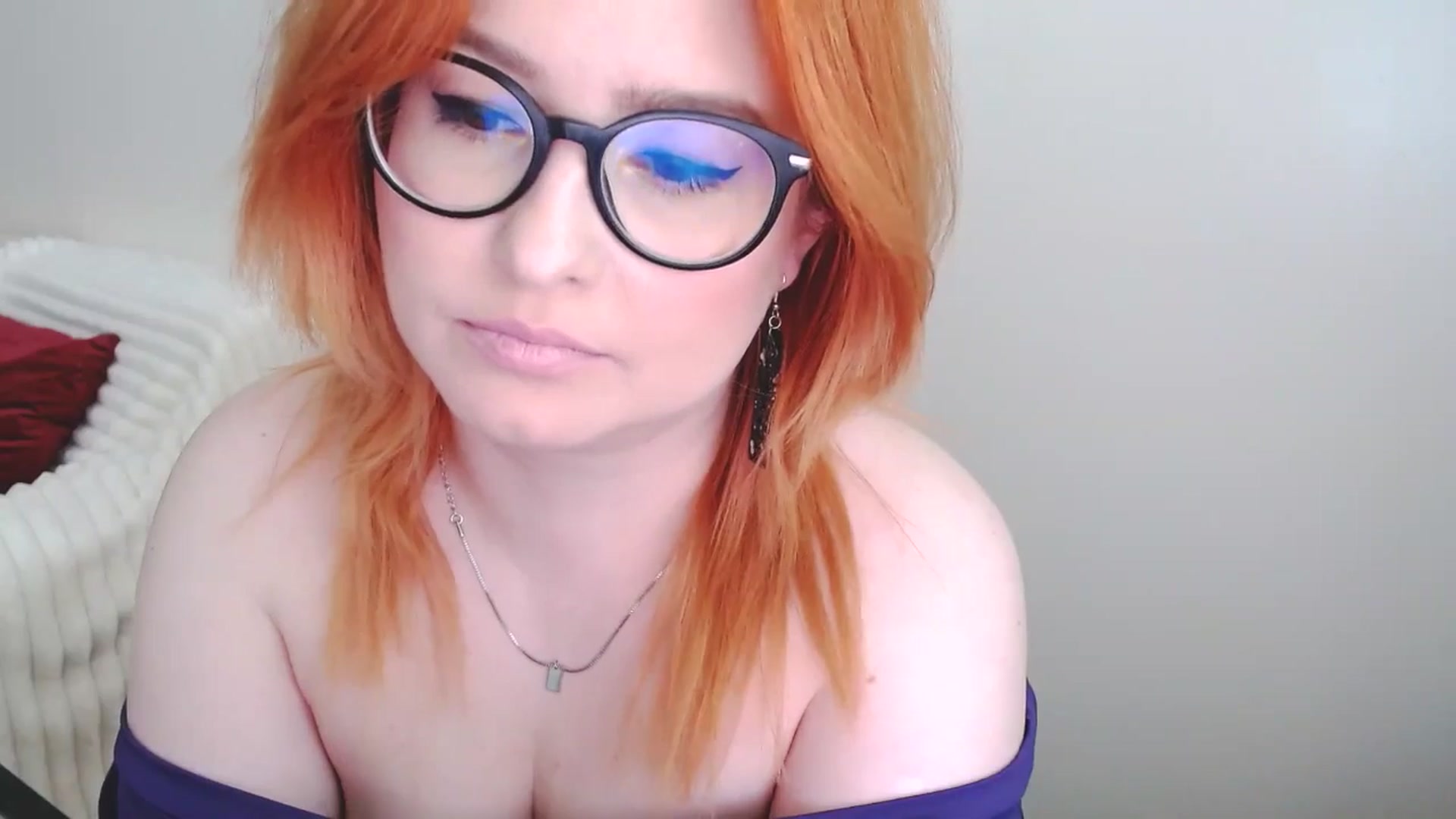 Gallery image thumbnail from EvaStar19's myfreecams stream on, 04/05/2025, 14:41 image 2 of 20