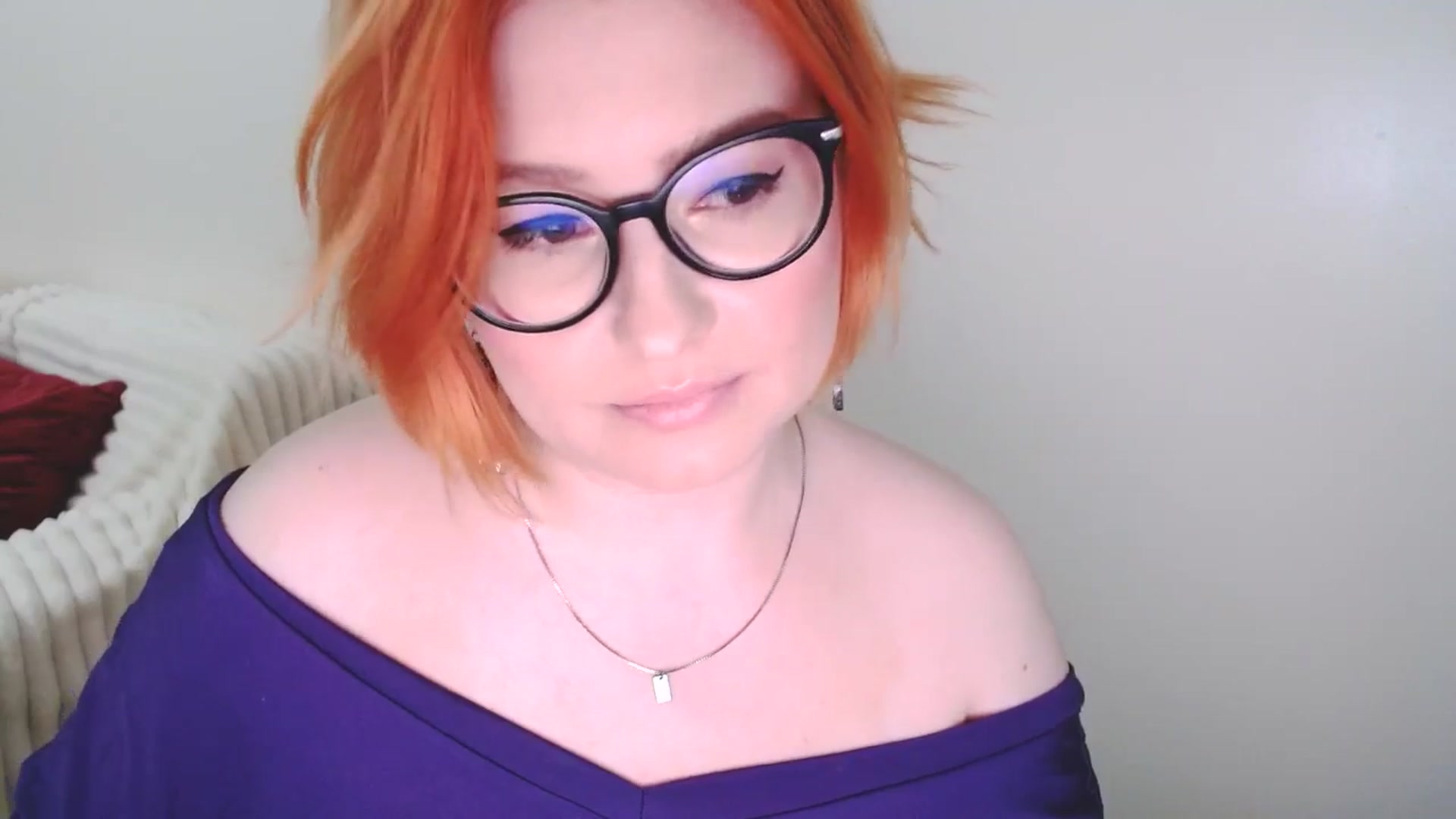 Gallery image thumbnail from EvaStar19's myfreecams stream on, 04/05/2025, 16:17 image 17 of 20