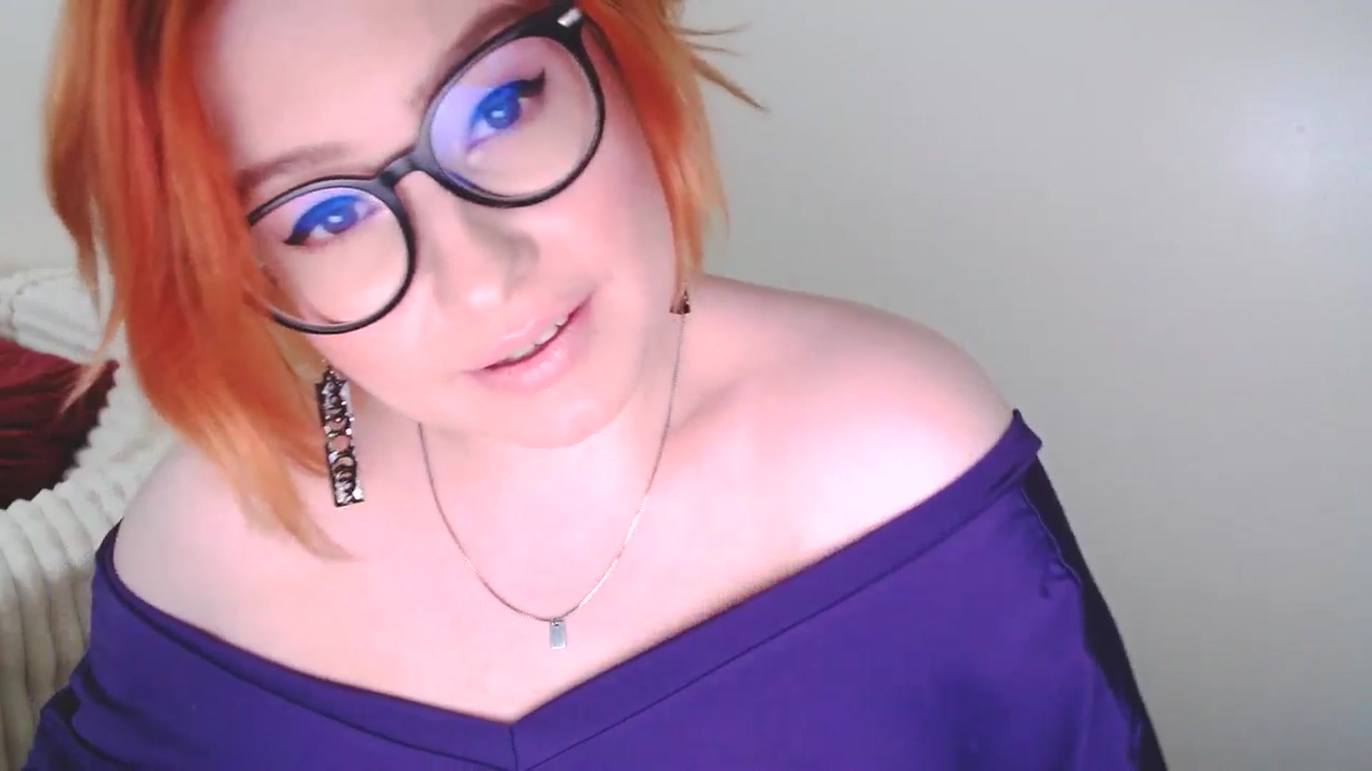 Gallery image thumbnail from EvaStar19's myfreecams stream on, 04/05/2025, 16:17 image 7 of 20