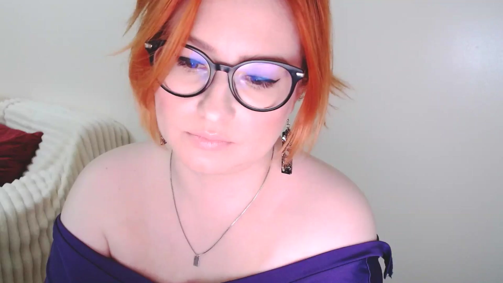 Gallery image thumbnail from EvaStar19's myfreecams stream on, 04/05/2025, 16:17 image 5 of 20