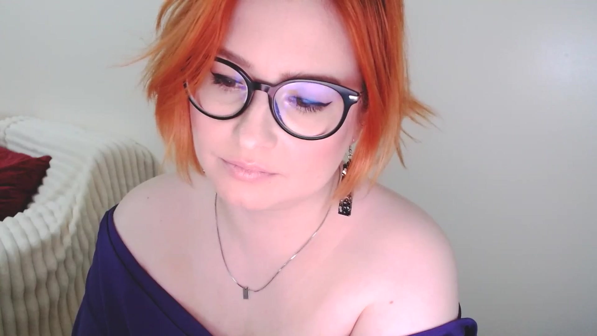 Gallery image thumbnail from EvaStar19's myfreecams stream on, 04/05/2025, 16:17 image 15 of 20