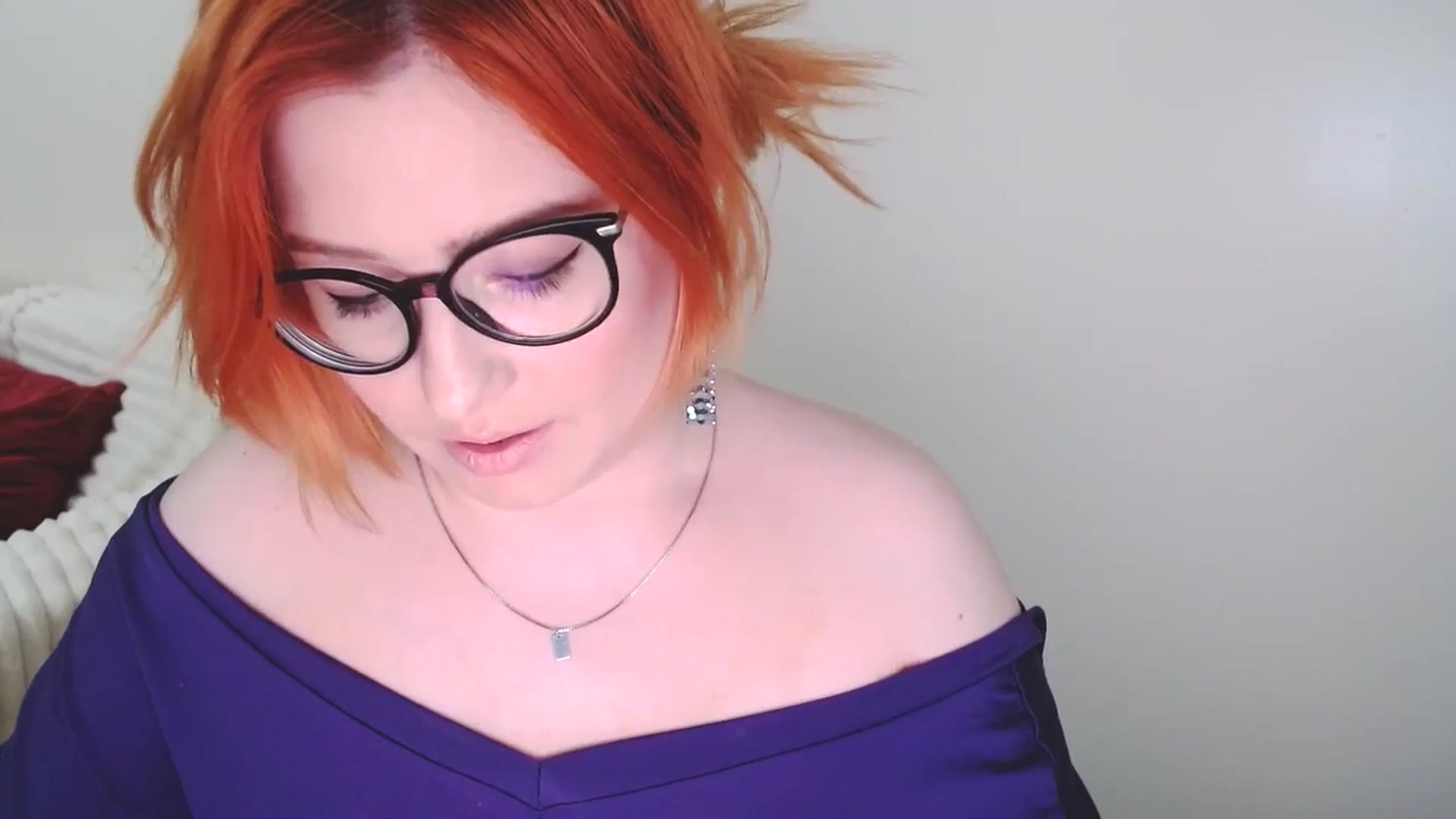 Gallery image thumbnail from EvaStar19's myfreecams stream on, 04/05/2025, 16:17 image 14 of 20