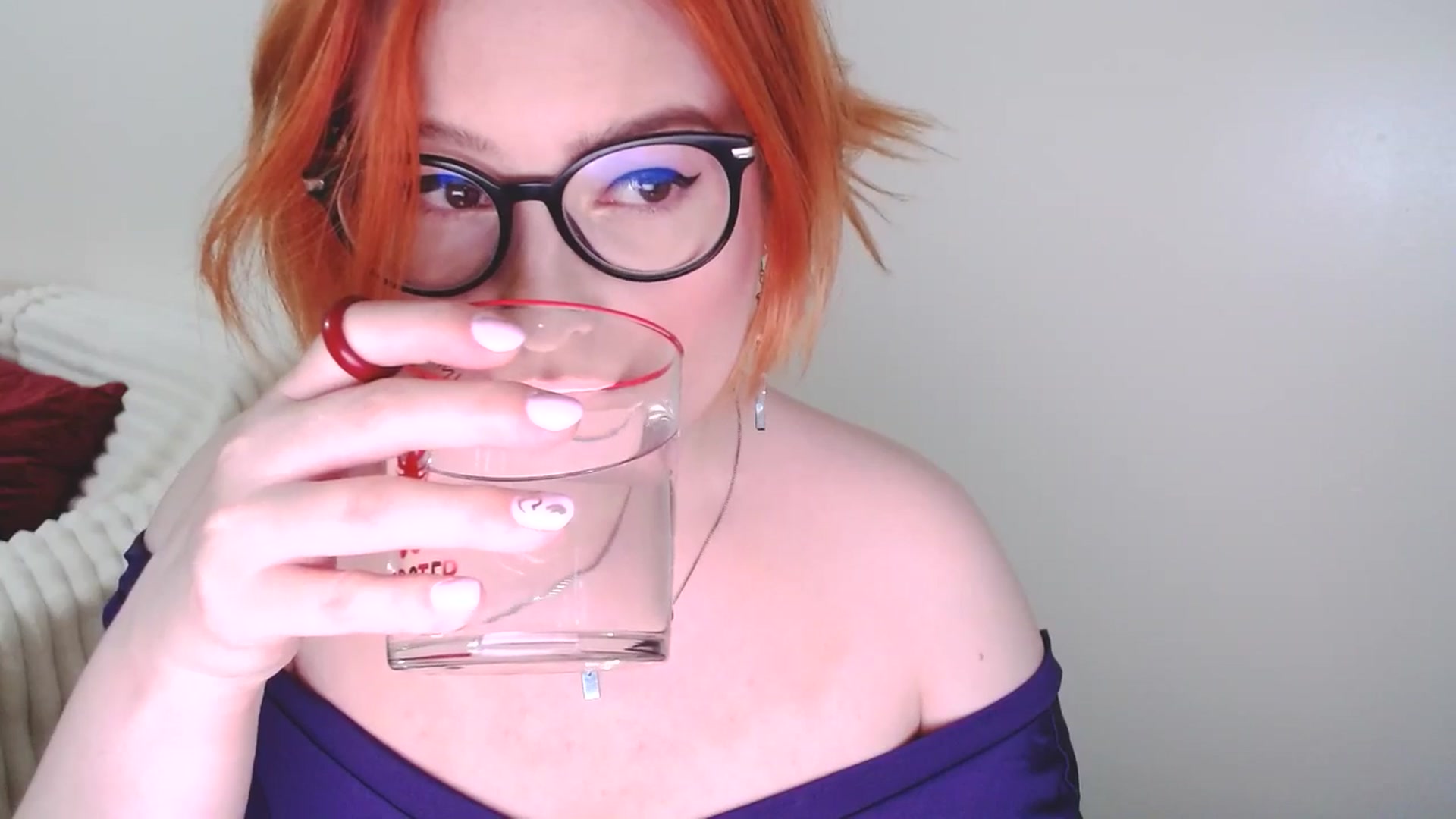 Gallery image thumbnail from EvaStar19's myfreecams stream on, 04/05/2025, 16:17 image 8 of 20