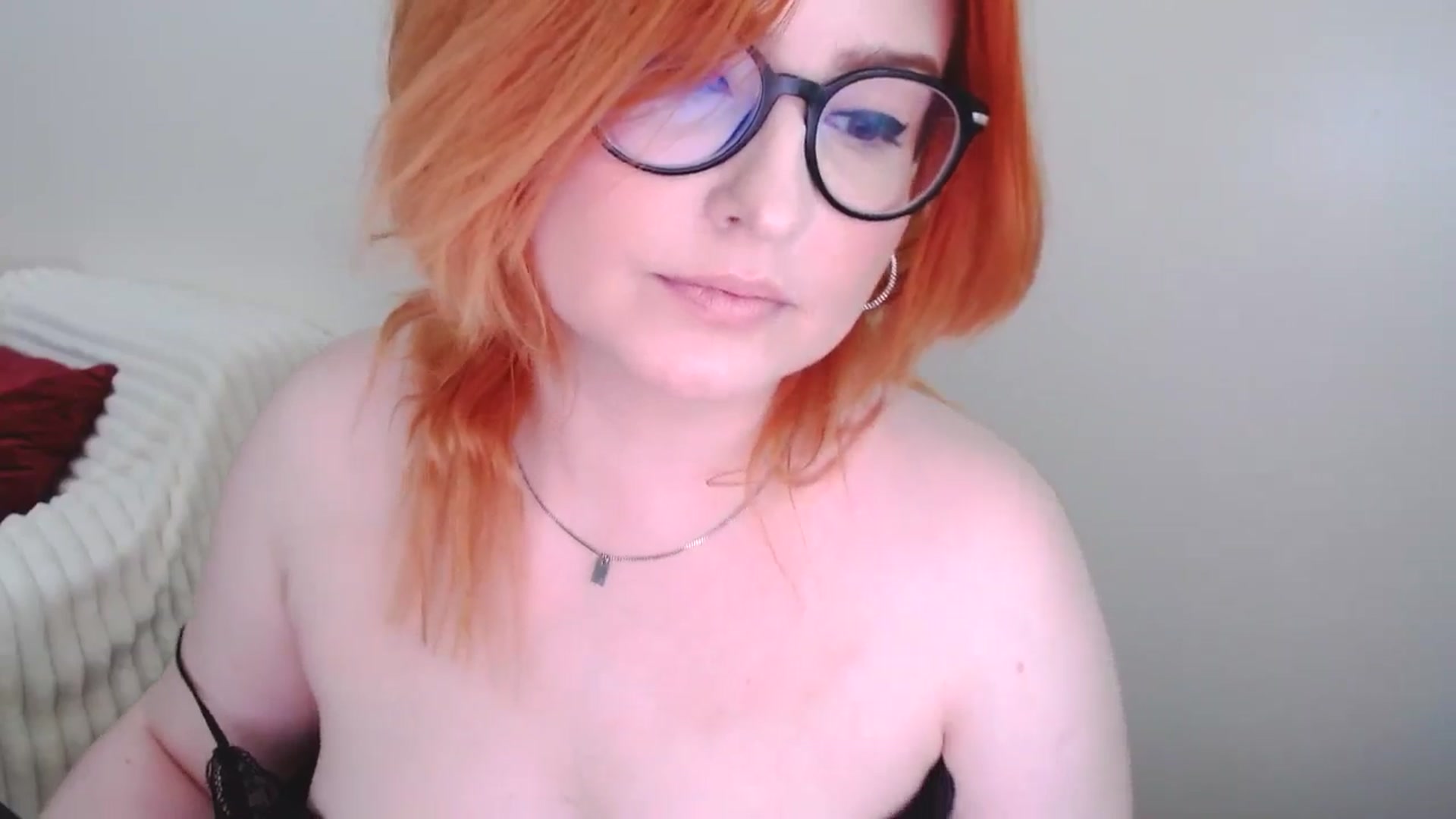 Gallery image thumbnail from EvaStar19's myfreecams stream on, 04/06/2025, 11:58 image 19 of 20